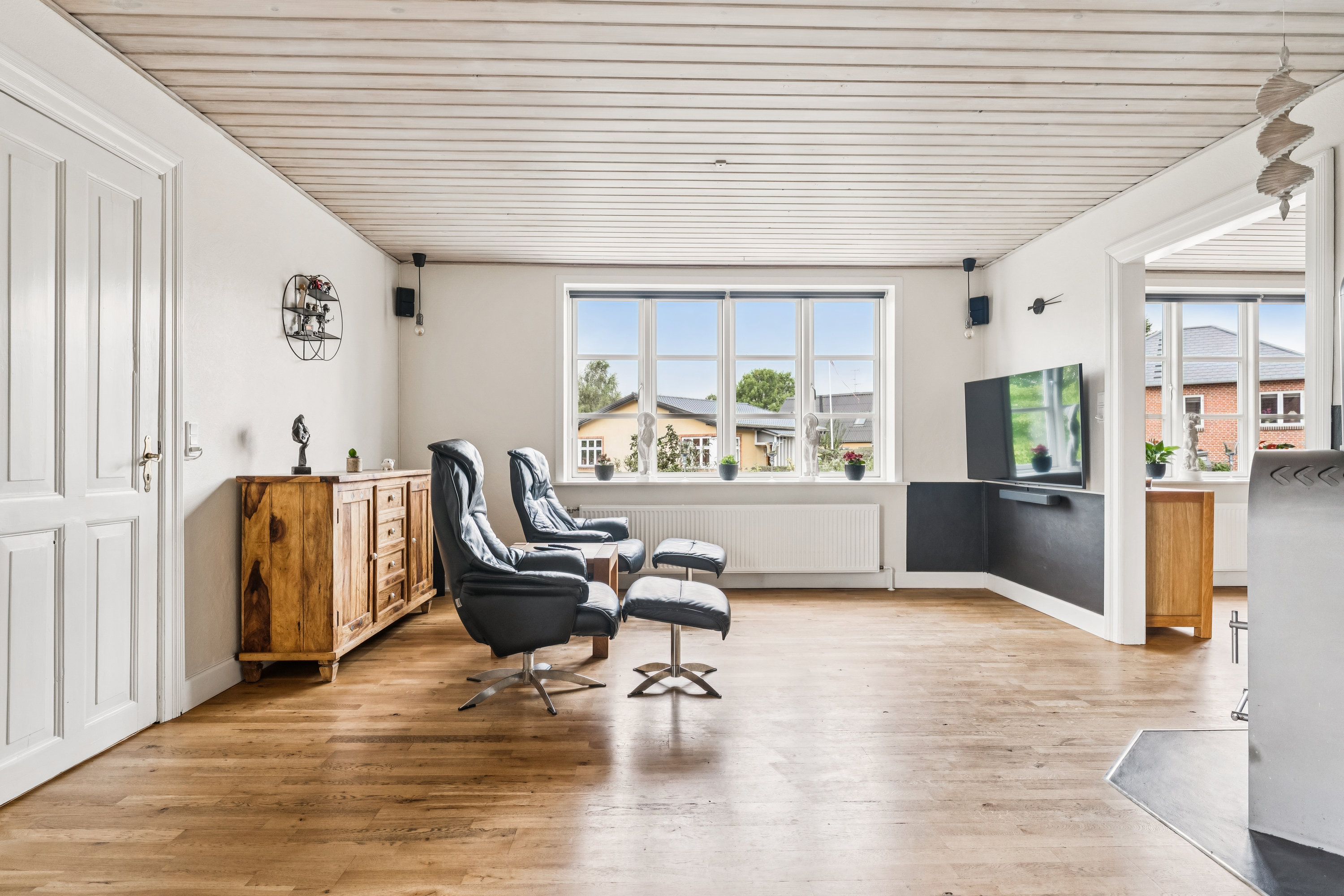 Fremhævet stue billede i fuldskærmstilstand. Billede af Fælledvej 12, 8870 Langå