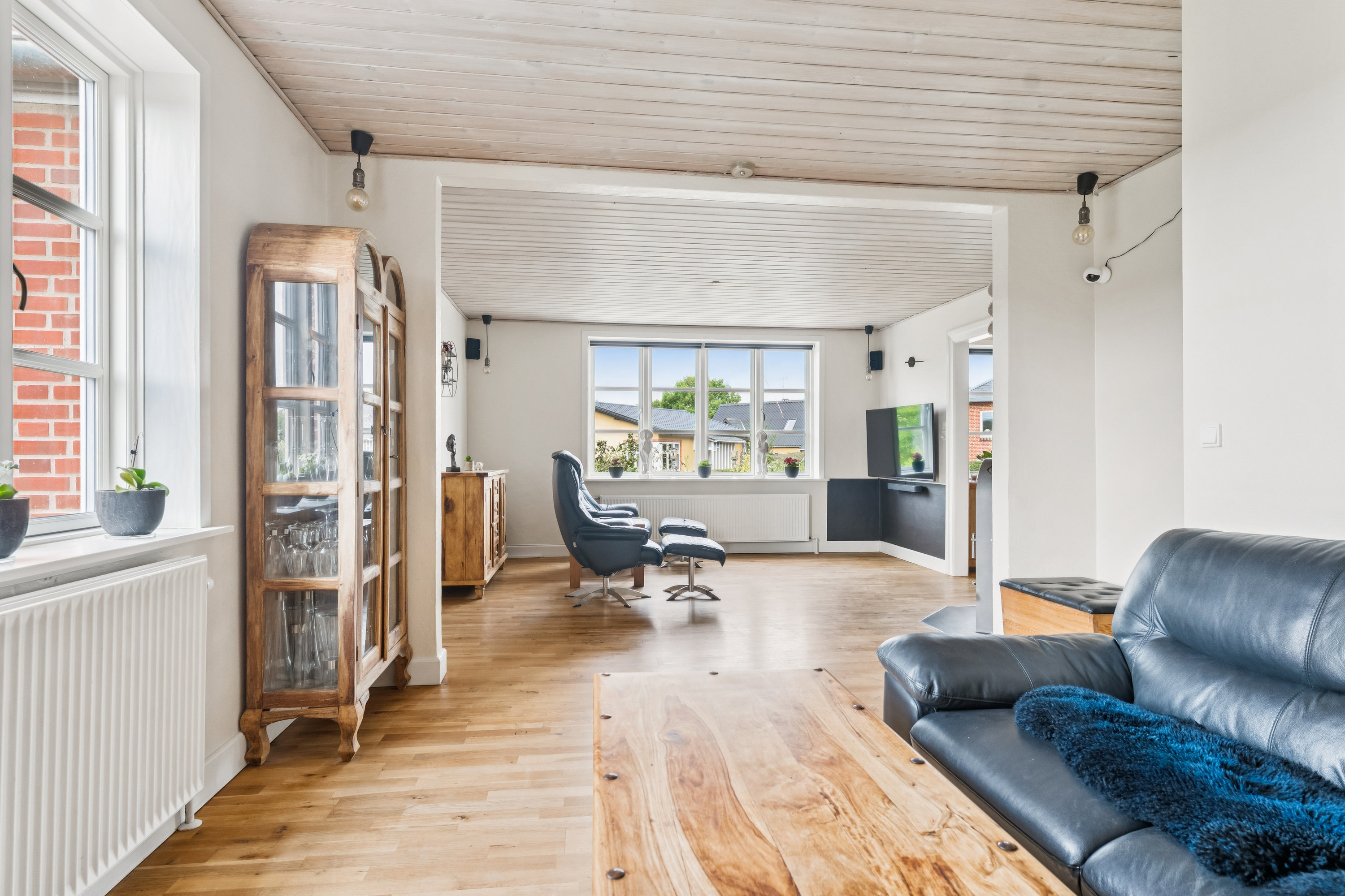 Fremhævet stue billede i fuldskærmstilstand. Billede af Fælledvej 12, 8870 Langå