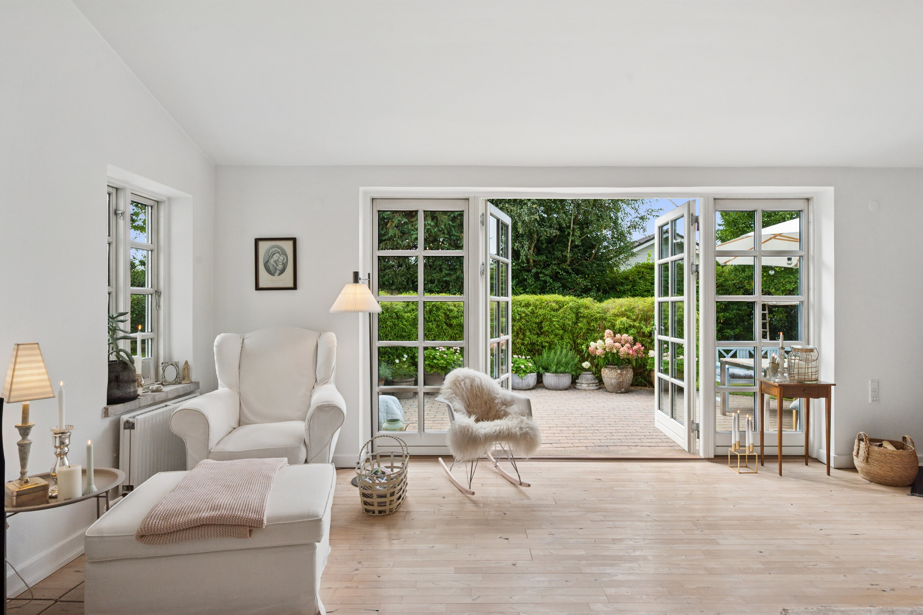 Fremhævet stue billede i fuldskærmstilstand. Billede af Ejbydalsvej 12, 2600 Glostrup