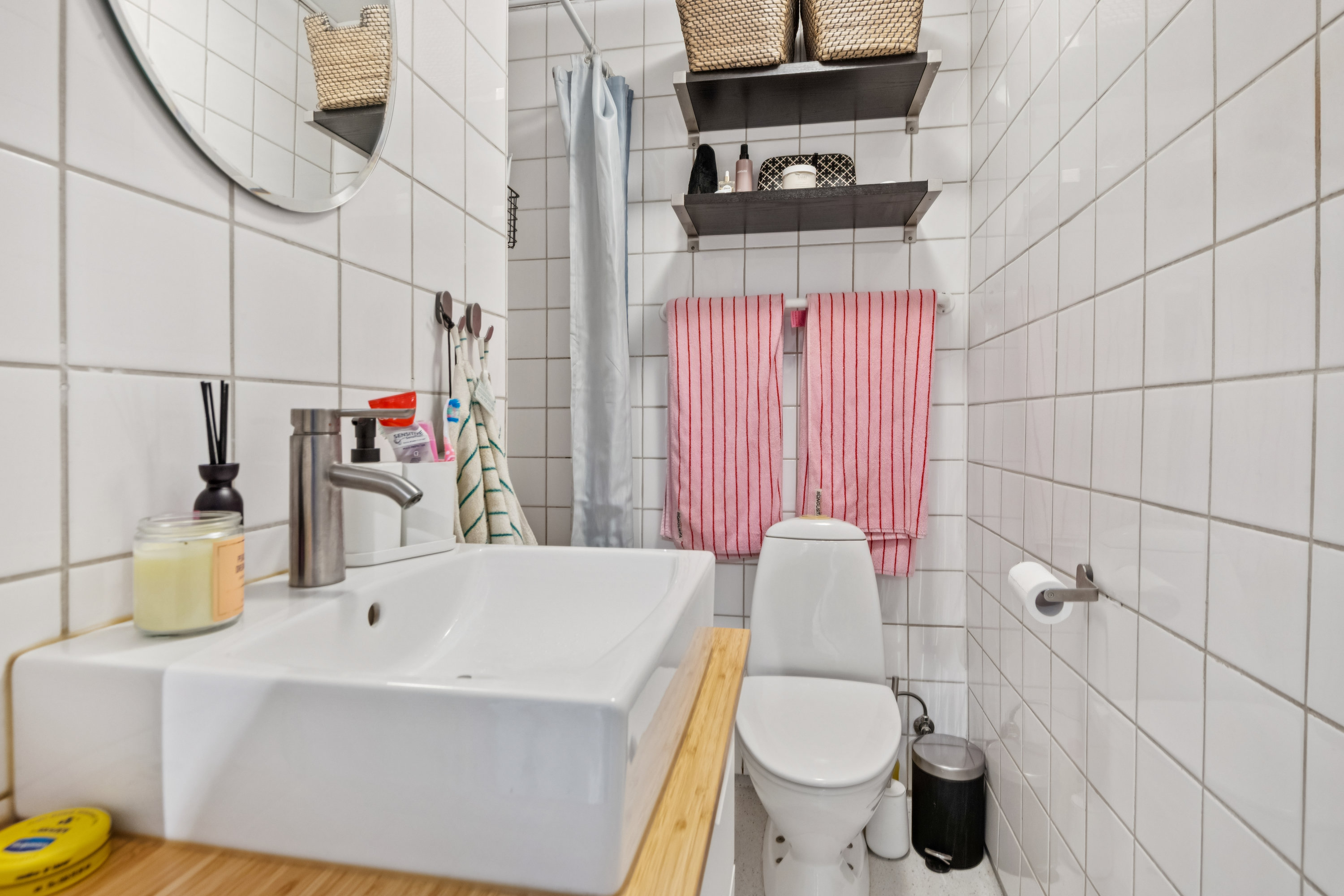 Fremhævet badeværelse billede i fuldskærmstilstand. Billede af Kastetvej 54, 2. th., 9000 Aalborg