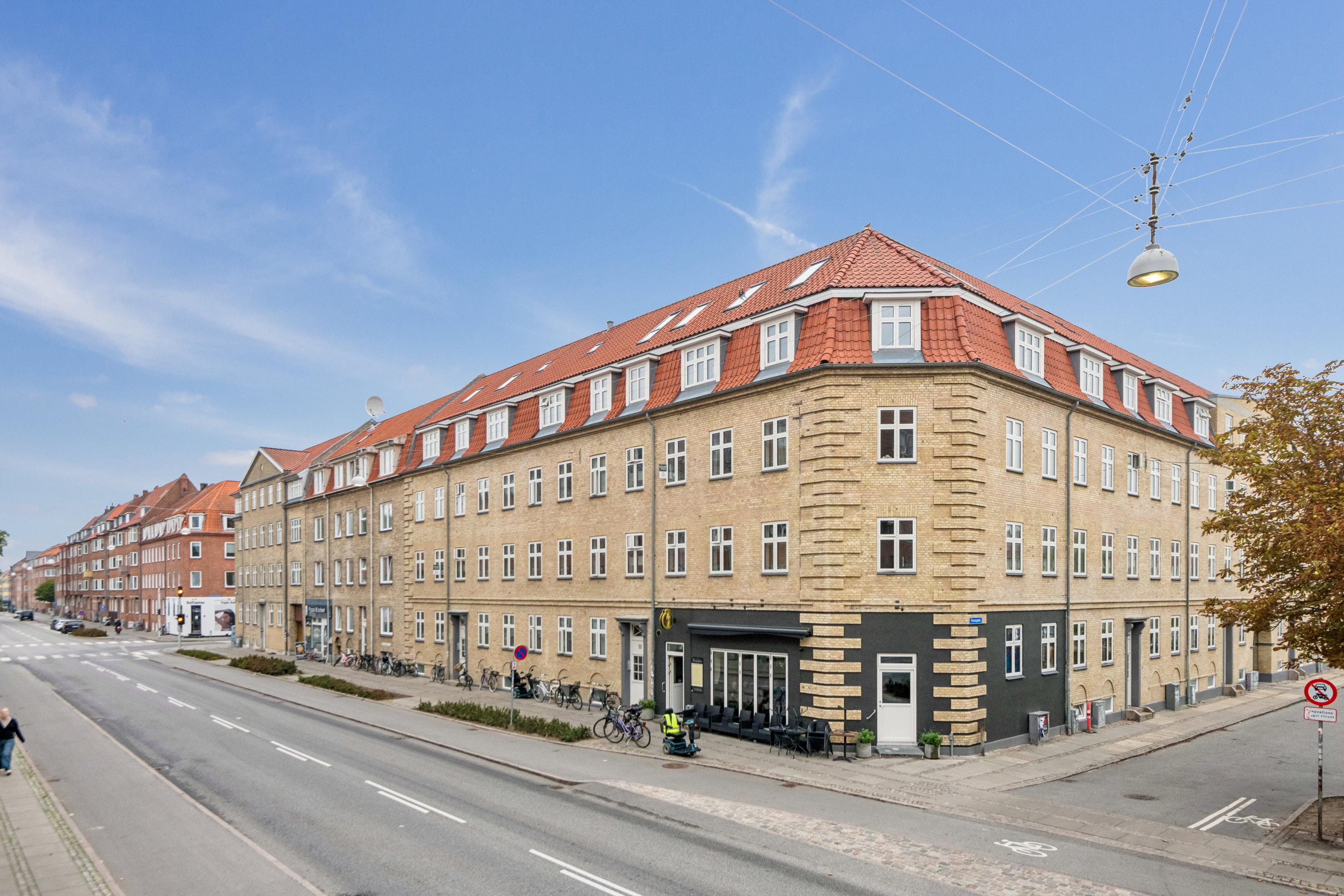 Fremhævet ejendom 1 billede i fuldskærmstilstand. Billede af Kastetvej 54, 2. th., 9000 Aalborg