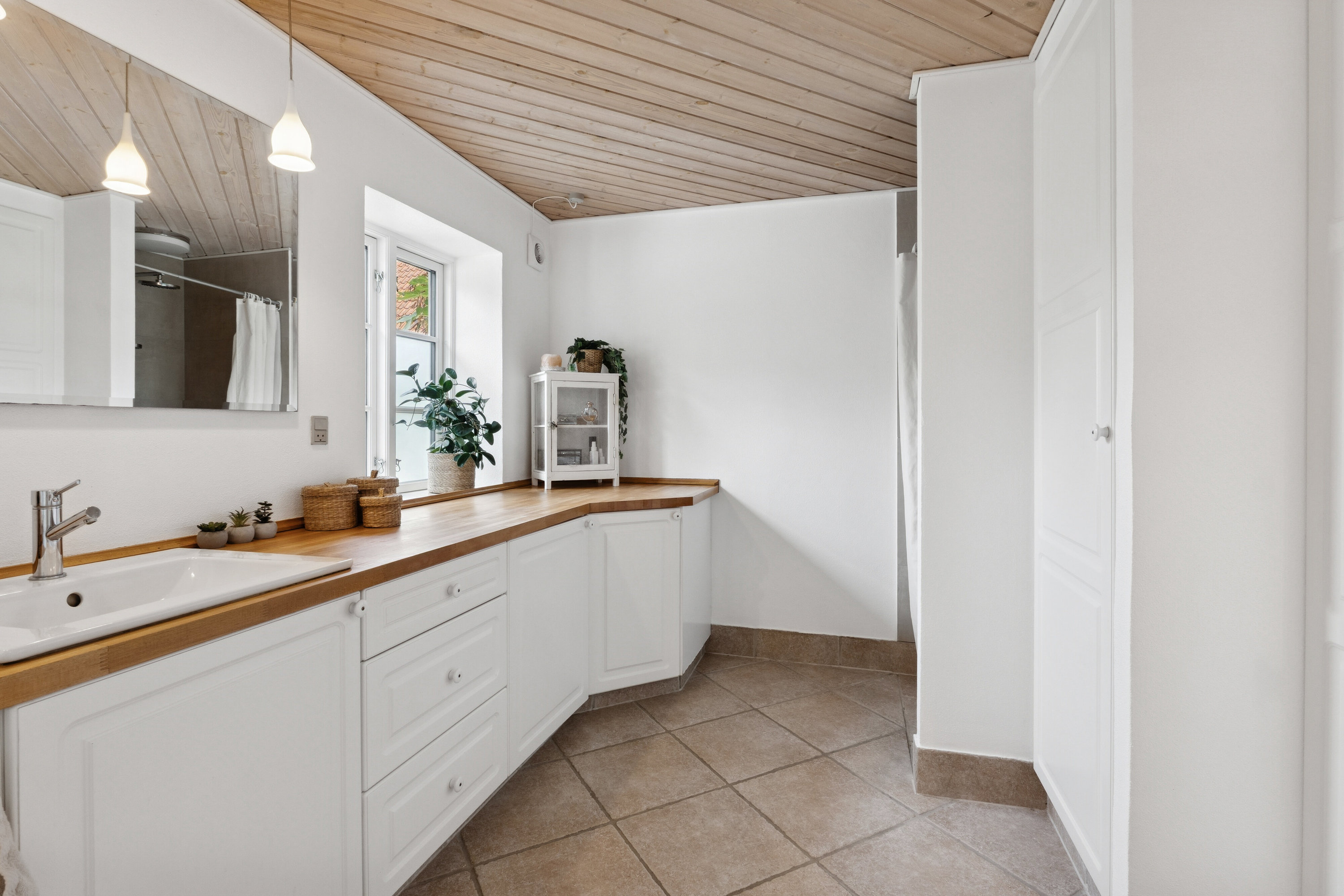 Fremhævet badeværelse billede i fuldskærmstilstand. Billede af Stenbjergvej 8, 4550 Asnæs