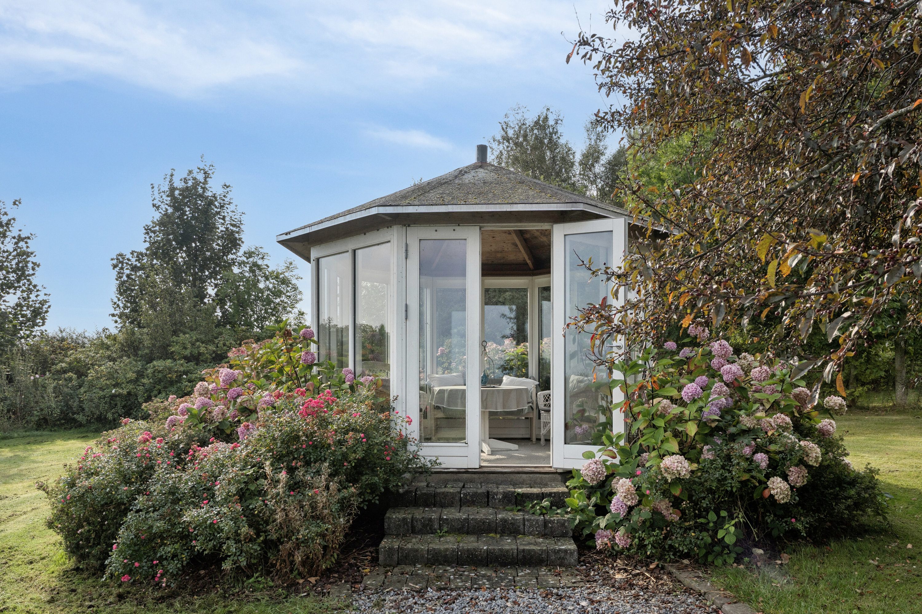 Fremhævet udestue billede i fuldskærmstilstand. Billede af Stenbjergvej 8, 4550 Asnæs