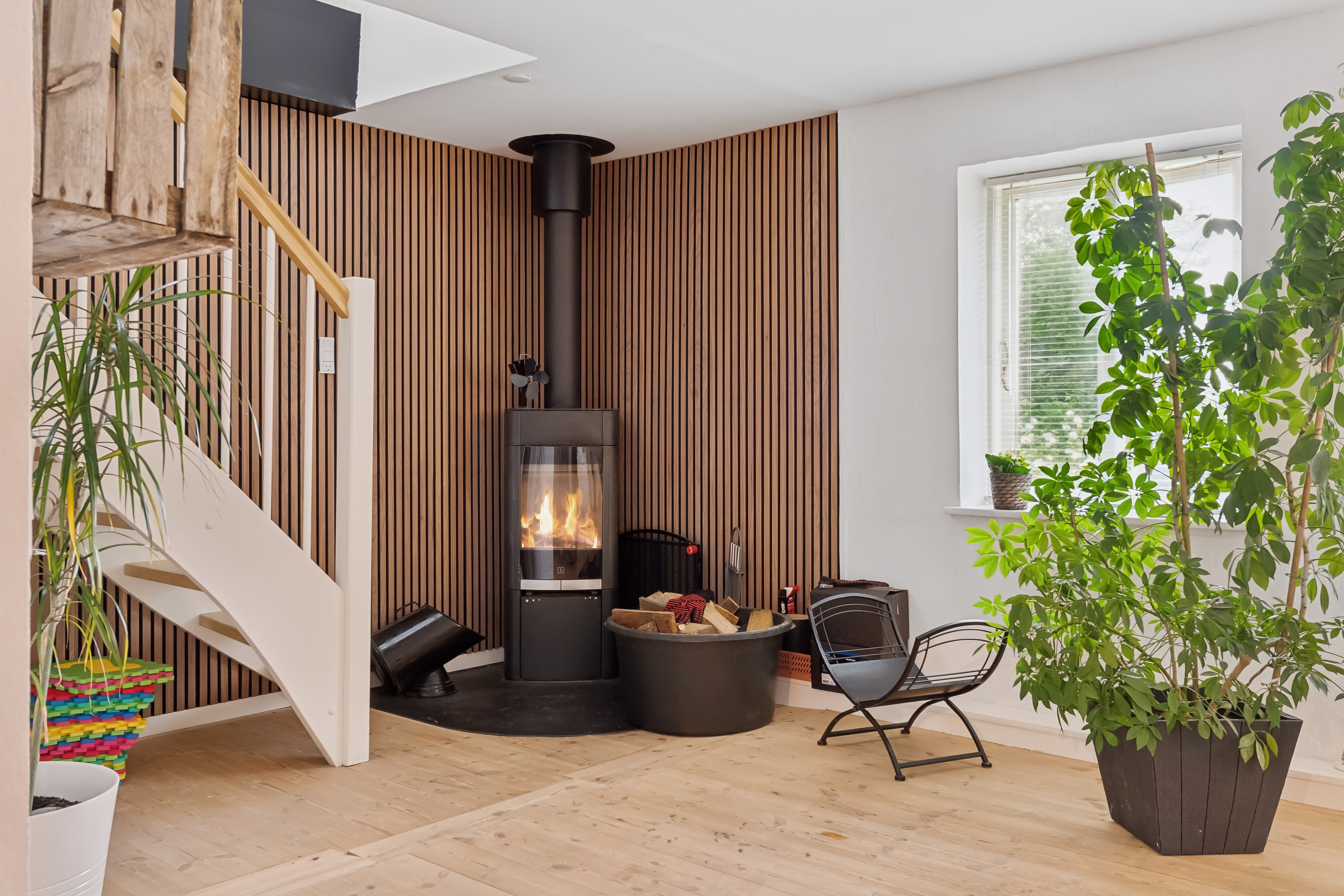 Fremhævet stue billede i fuldskærmstilstand. Billede af Sdr. Højrupvejen 112, Søllinge, 5750 Ringe