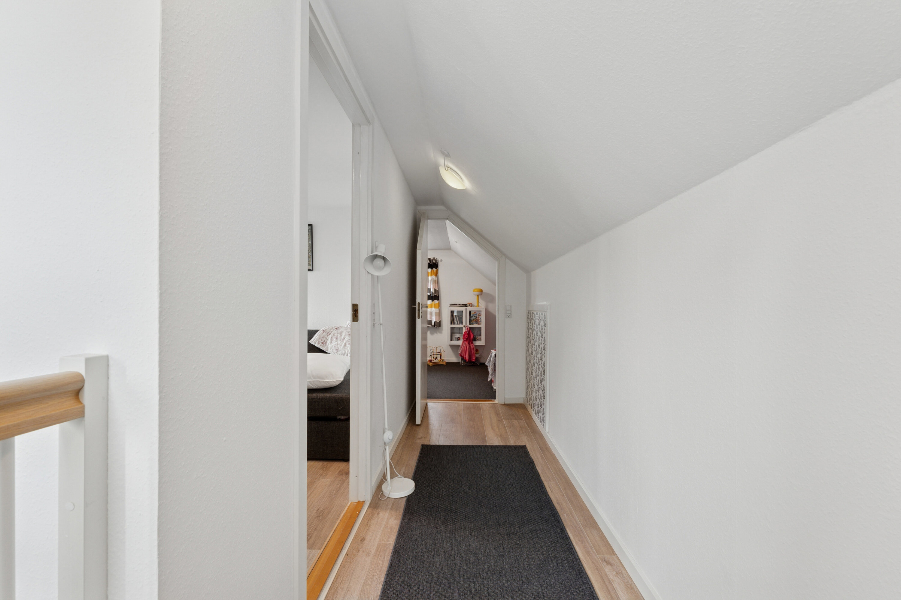 Fremhævet gang billede i fuldskærmstilstand. Billede af Sdr. Højrupvejen 112, Søllinge, 5750 Ringe