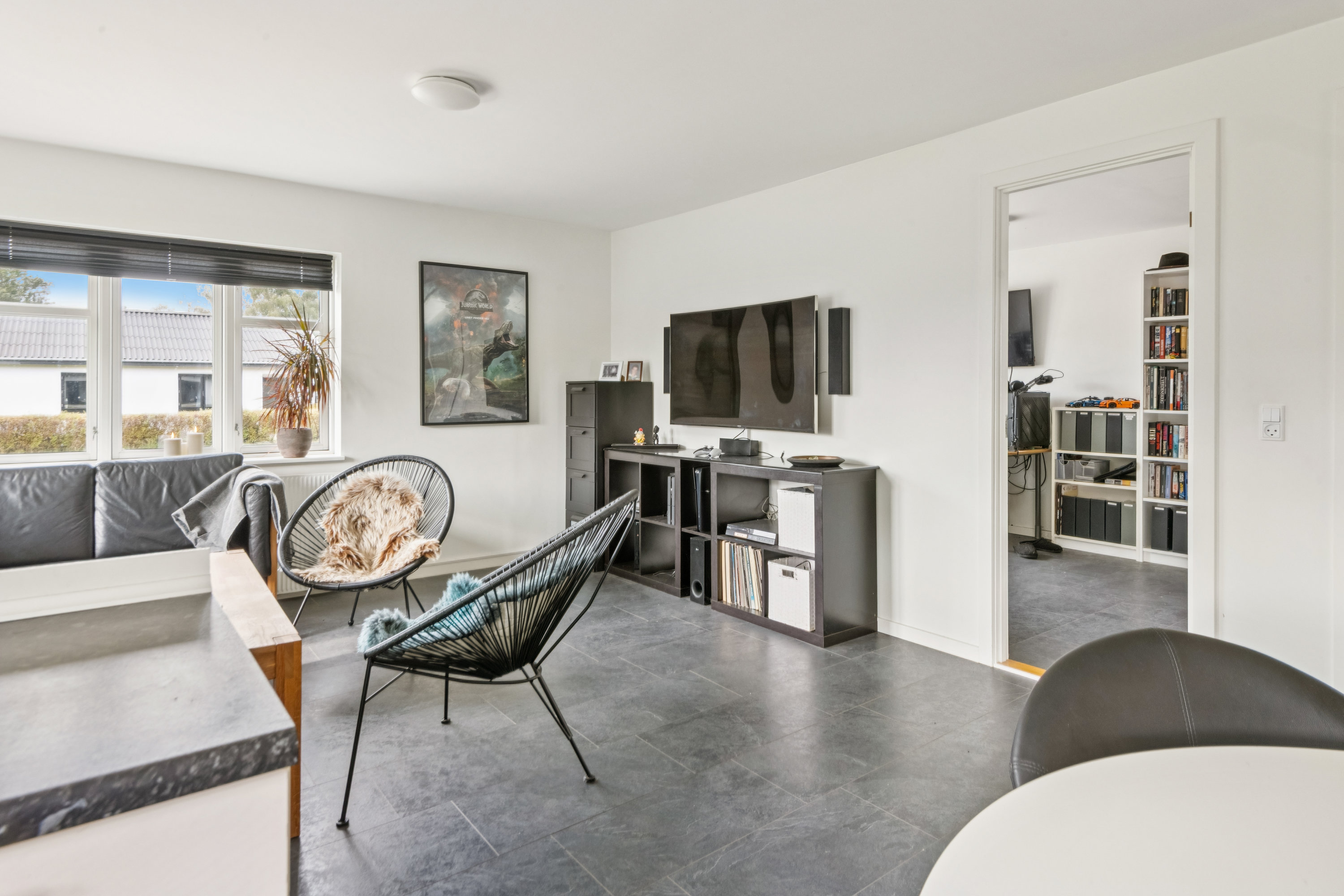 Fremhævet stue billede i fuldskærmstilstand. Billede af Valstedvej 50, Valsted, 9240 Nibe