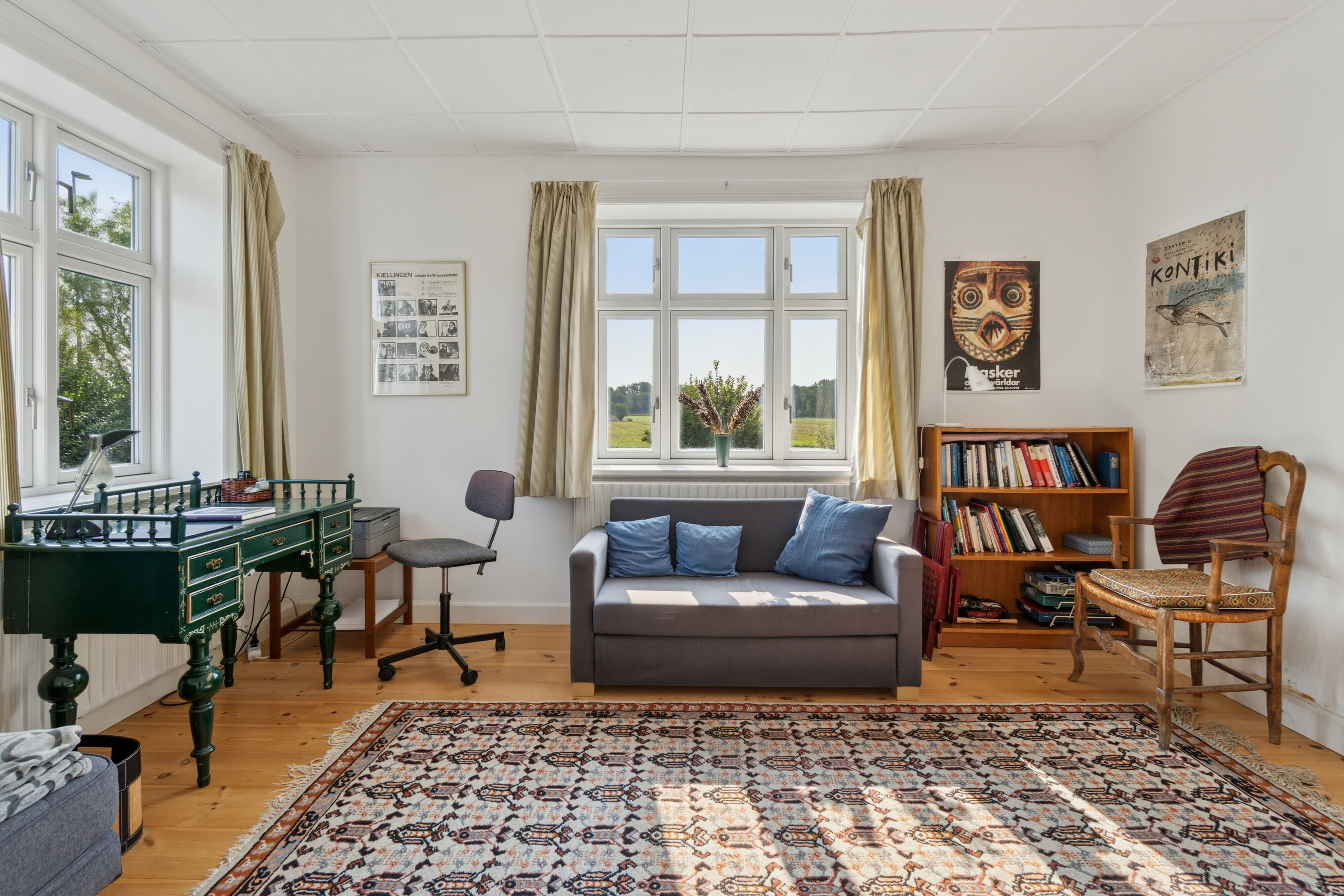 Fremhævet stue billede i fuldskærmstilstand. Billede af Stavsdalvej 12, Østerlars, 3760 Gudhjem