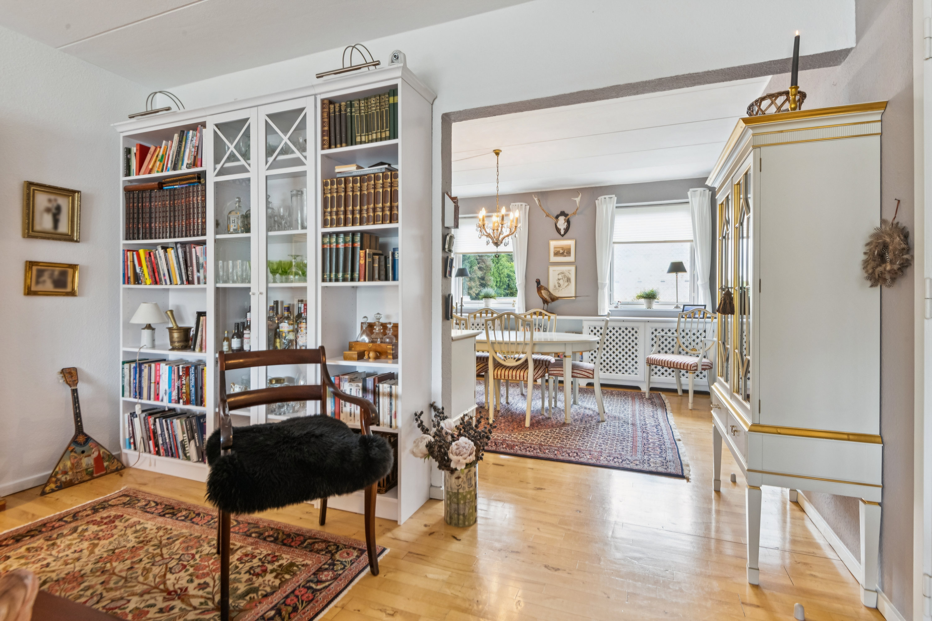 Fremhævet stue billede i fuldskærmstilstand. Billede af Enggårdsgade 56, st.. th., 9000 Aalborg