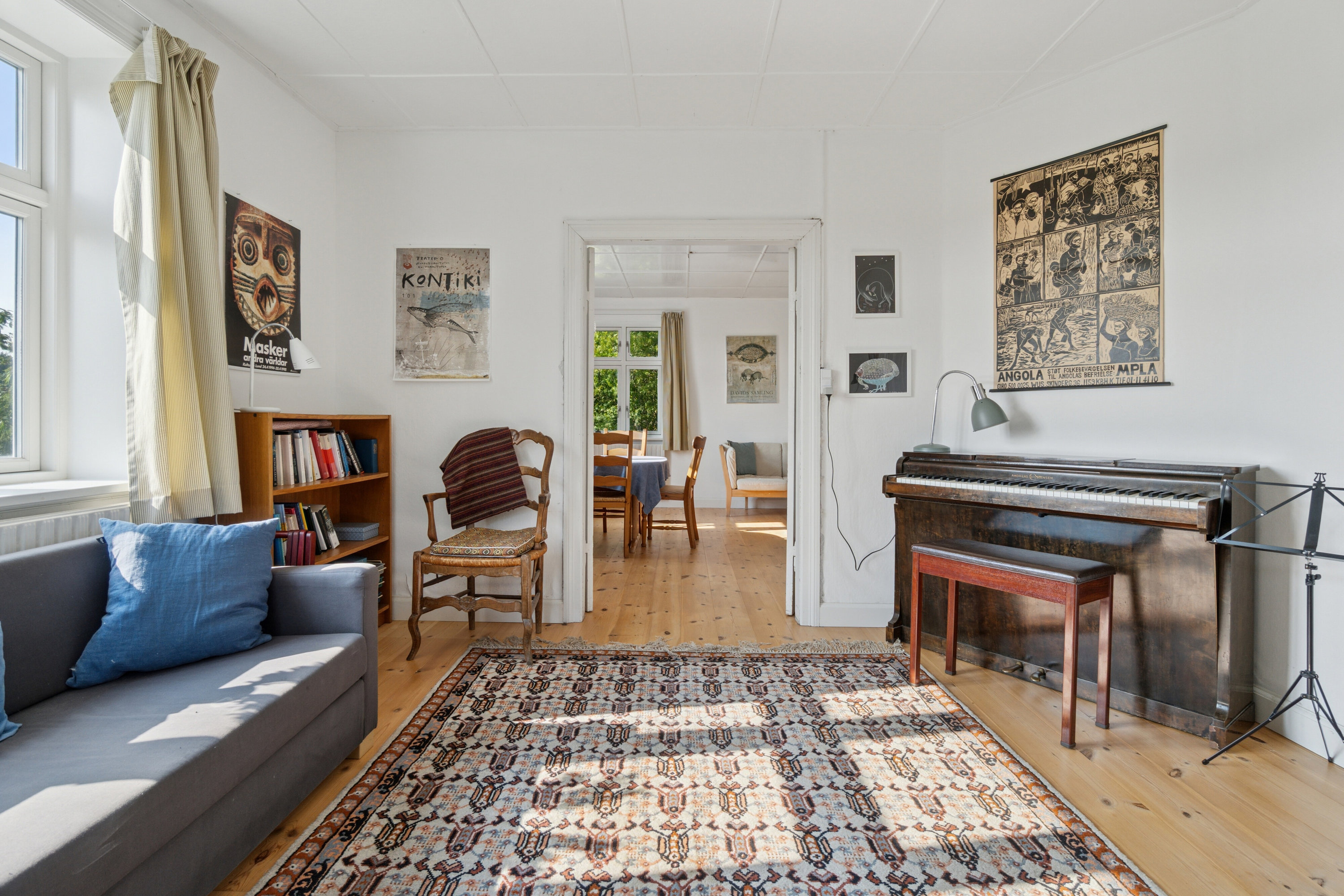 Fremhævet stue billede i fuldskærmstilstand. Billede af Stavsdalvej 12, Østerlars, 3760 Gudhjem