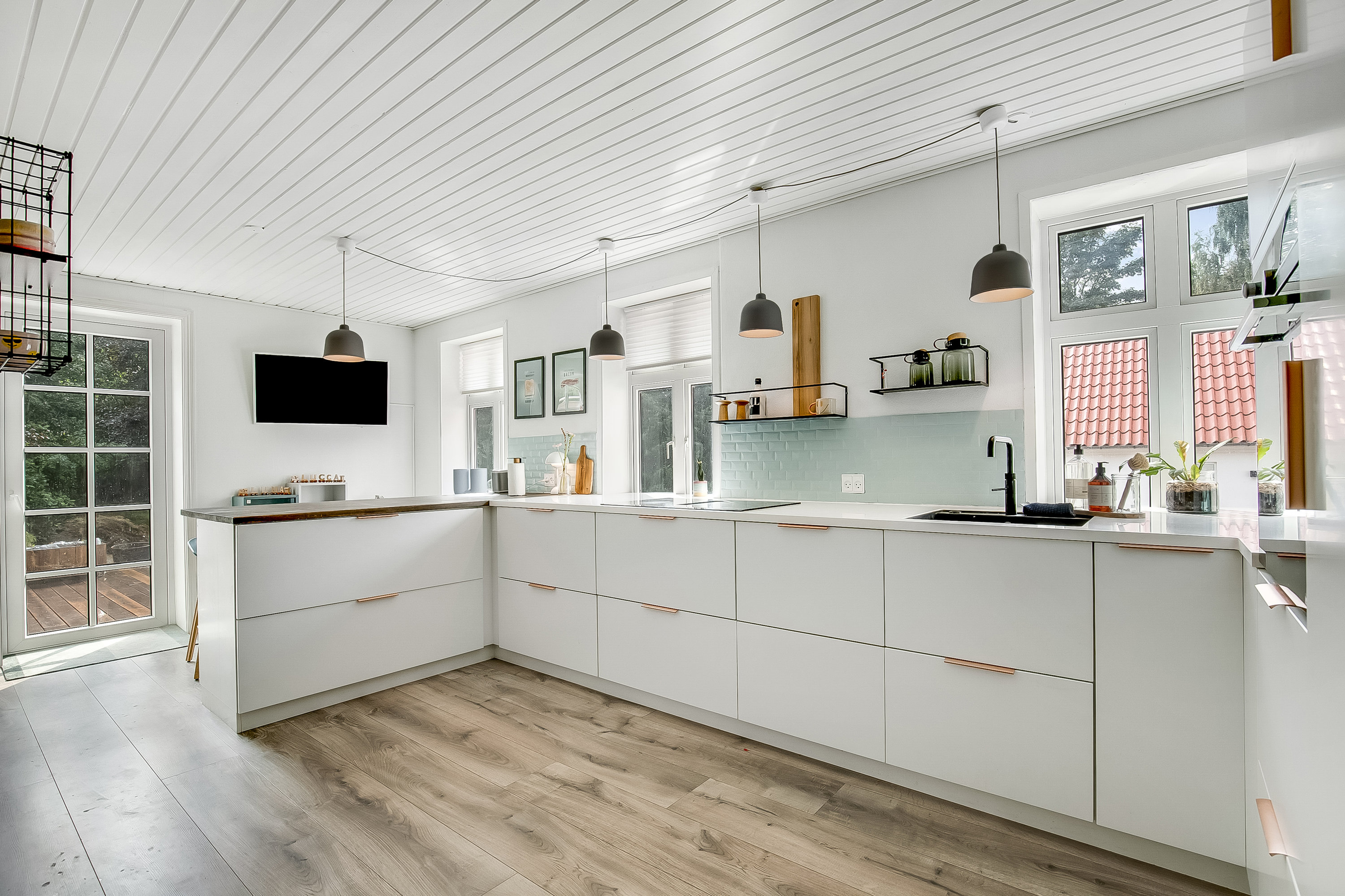 Fremhævet køkken billede i fuldskærmstilstand. Billede af Koldingvej 86, Vester Nebel, 6040 Egtved