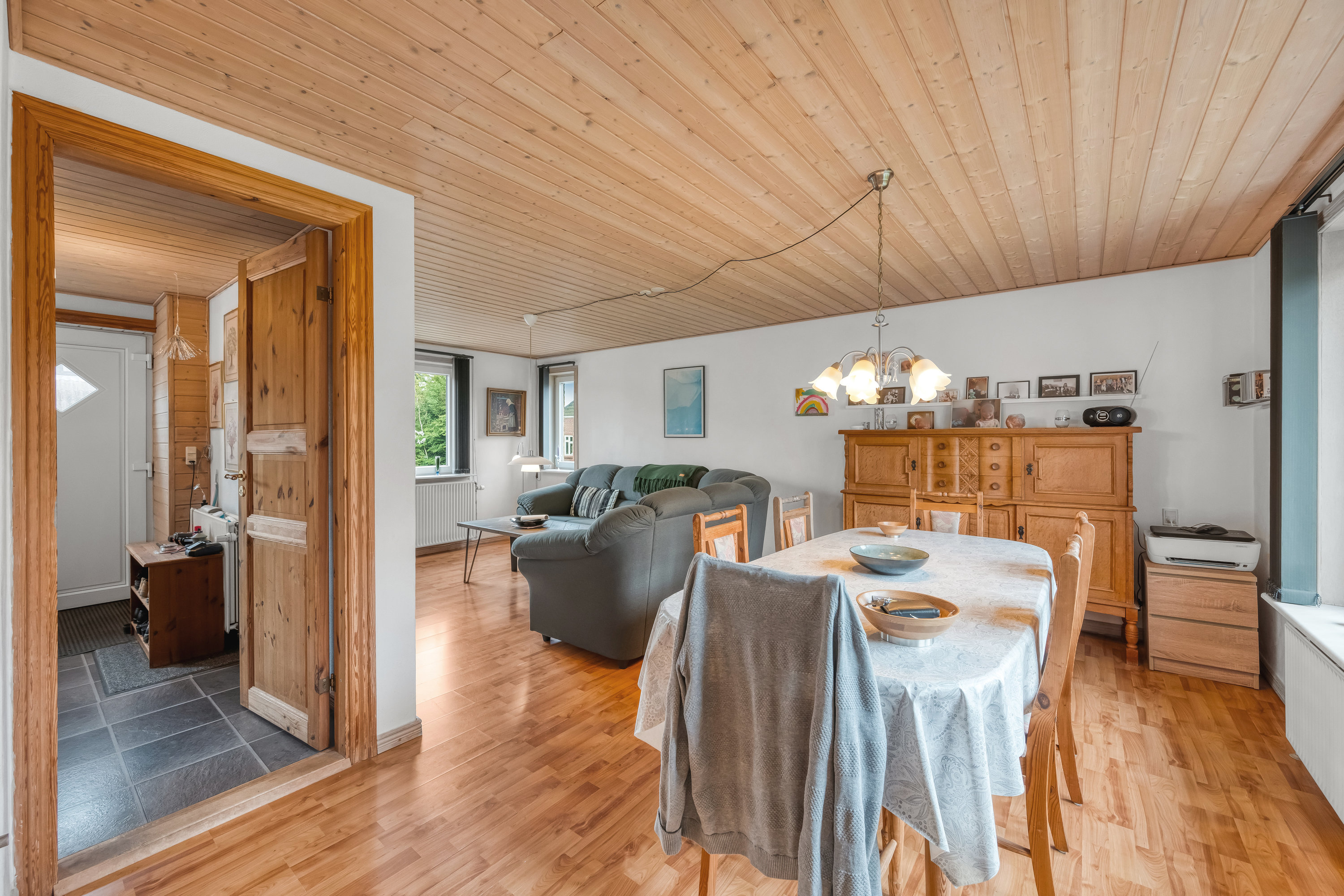 Fremhævet stue billede i fuldskærmstilstand. Billede af Dalgasgade 25, Troldhede, 6920 Videbæk