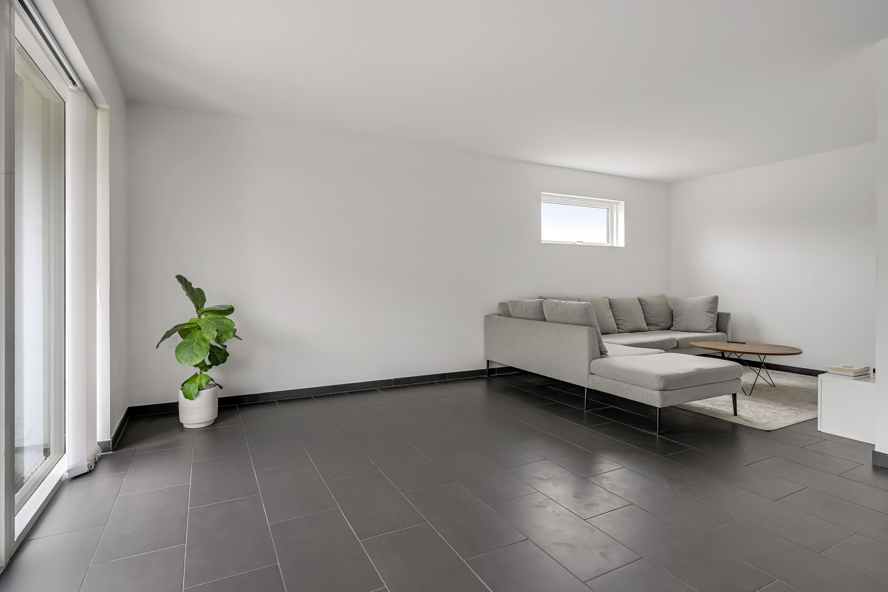 Fremhævet stue billede i fuldskærmstilstand. Billede af Grønvangsvej 31, 6700 Esbjerg