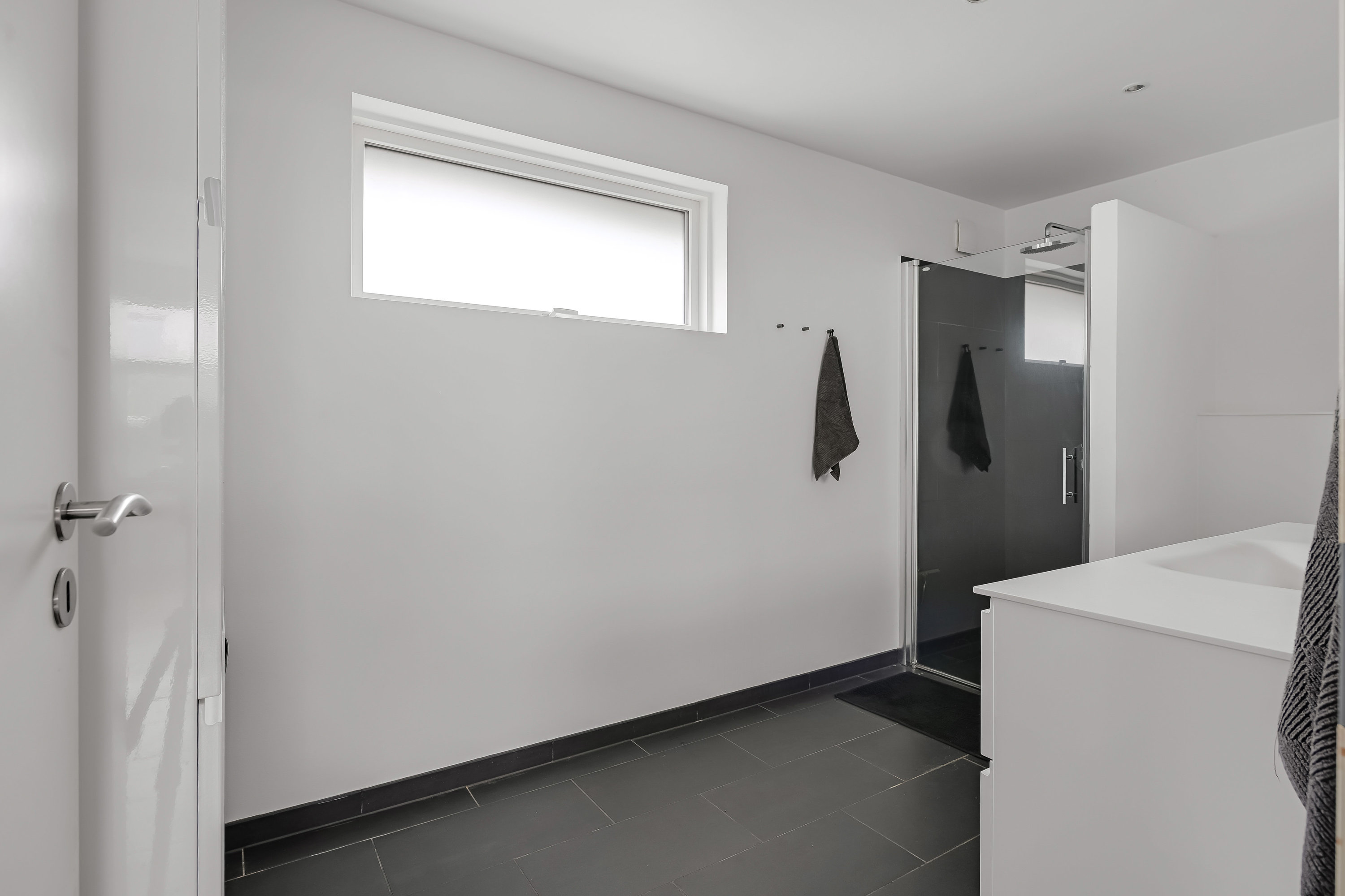 Fremhævet badeværelse billede i fuldskærmstilstand. Billede af Grønvangsvej 31, 6700 Esbjerg