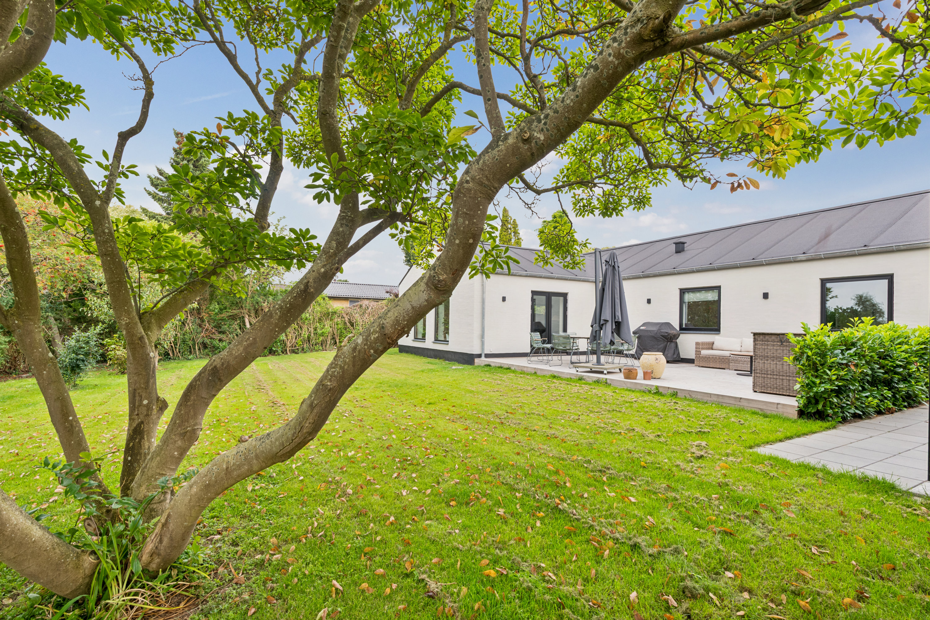 Fremhævet ejendommen billede i fuldskærmstilstand. Billede af Hinbjerg 13, 2690 Karlslunde