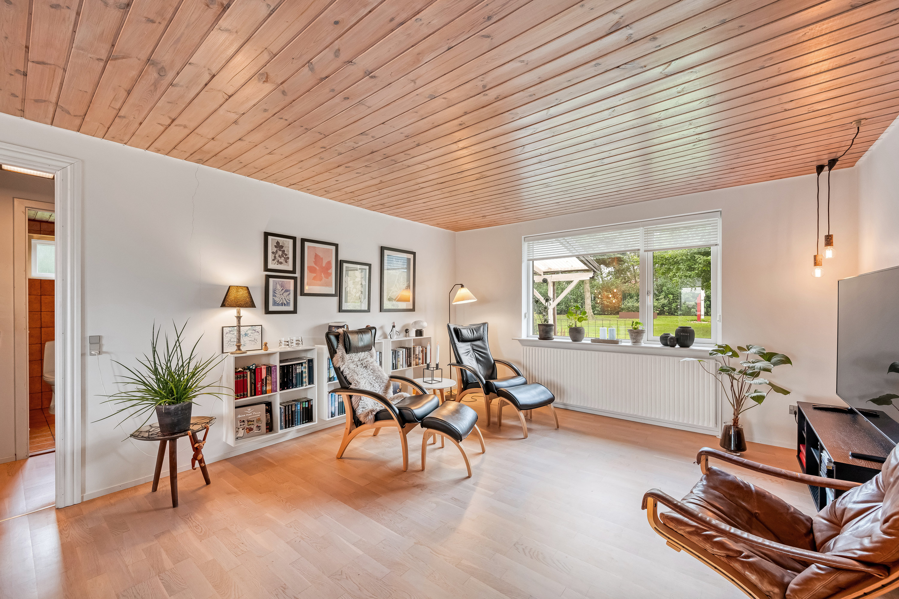 Fremhævet stue billede i fuldskærmstilstand. Billede af Ørnhøjvej 12, Grønbjerg, 6971 Spjald