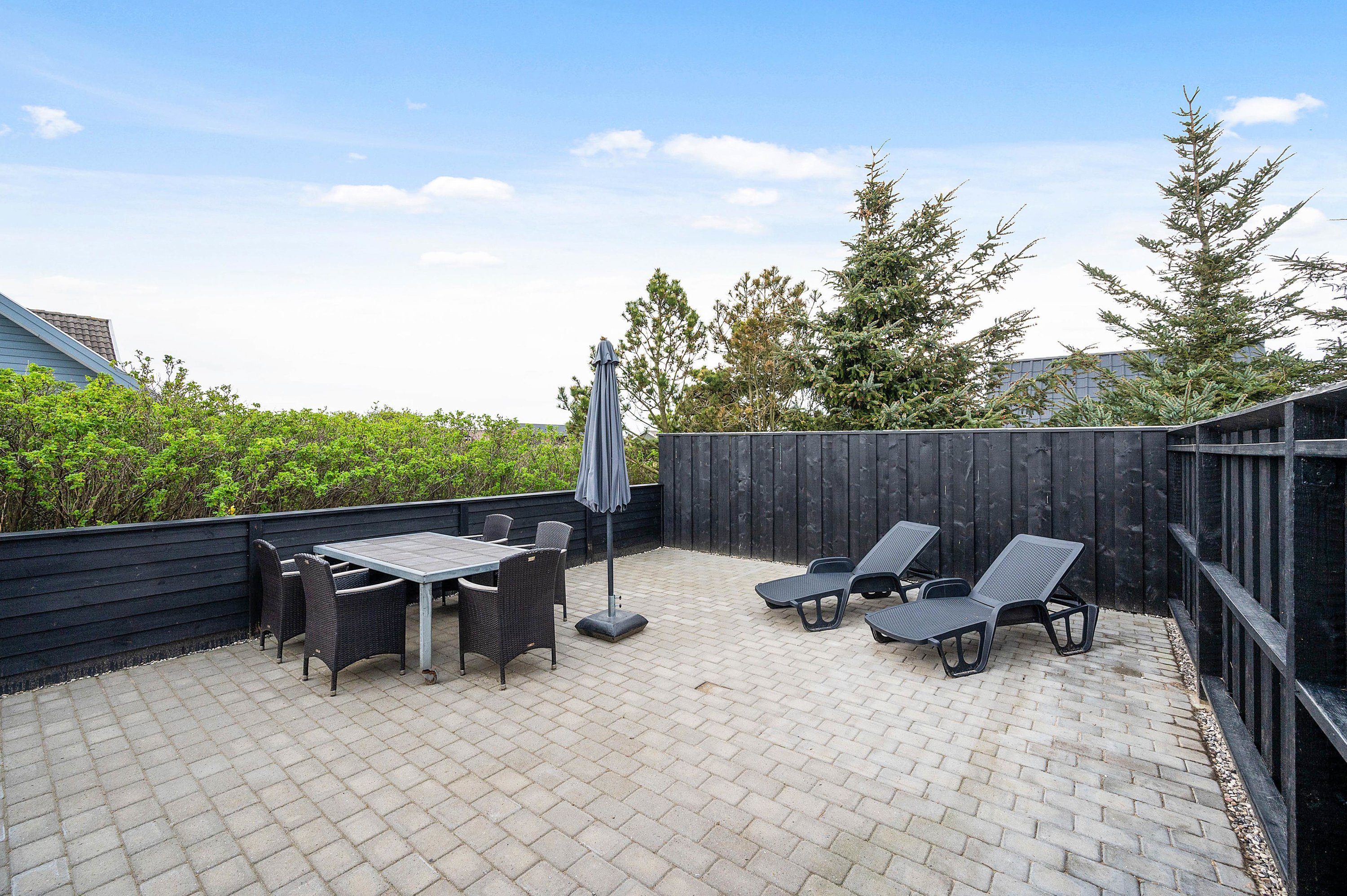 Fremhævet  billede i fuldskærmstilstand. Billede af Fyrmarken 179, Nr Lyngvig, 6960 Hvide Sande