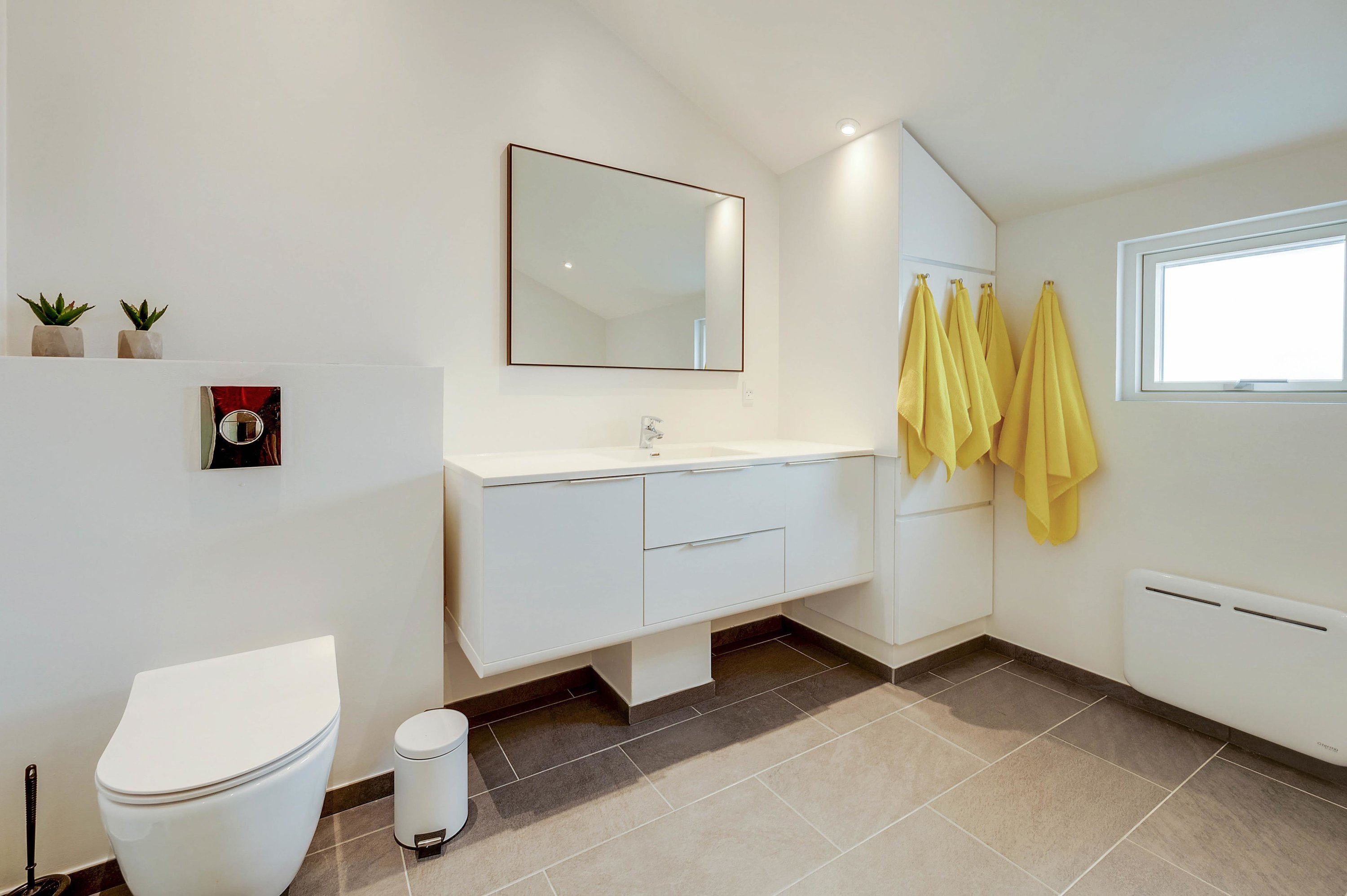 Fremhævet  billede i fuldskærmstilstand. Billede af Fyrmarken 179, Nr Lyngvig, 6960 Hvide Sande