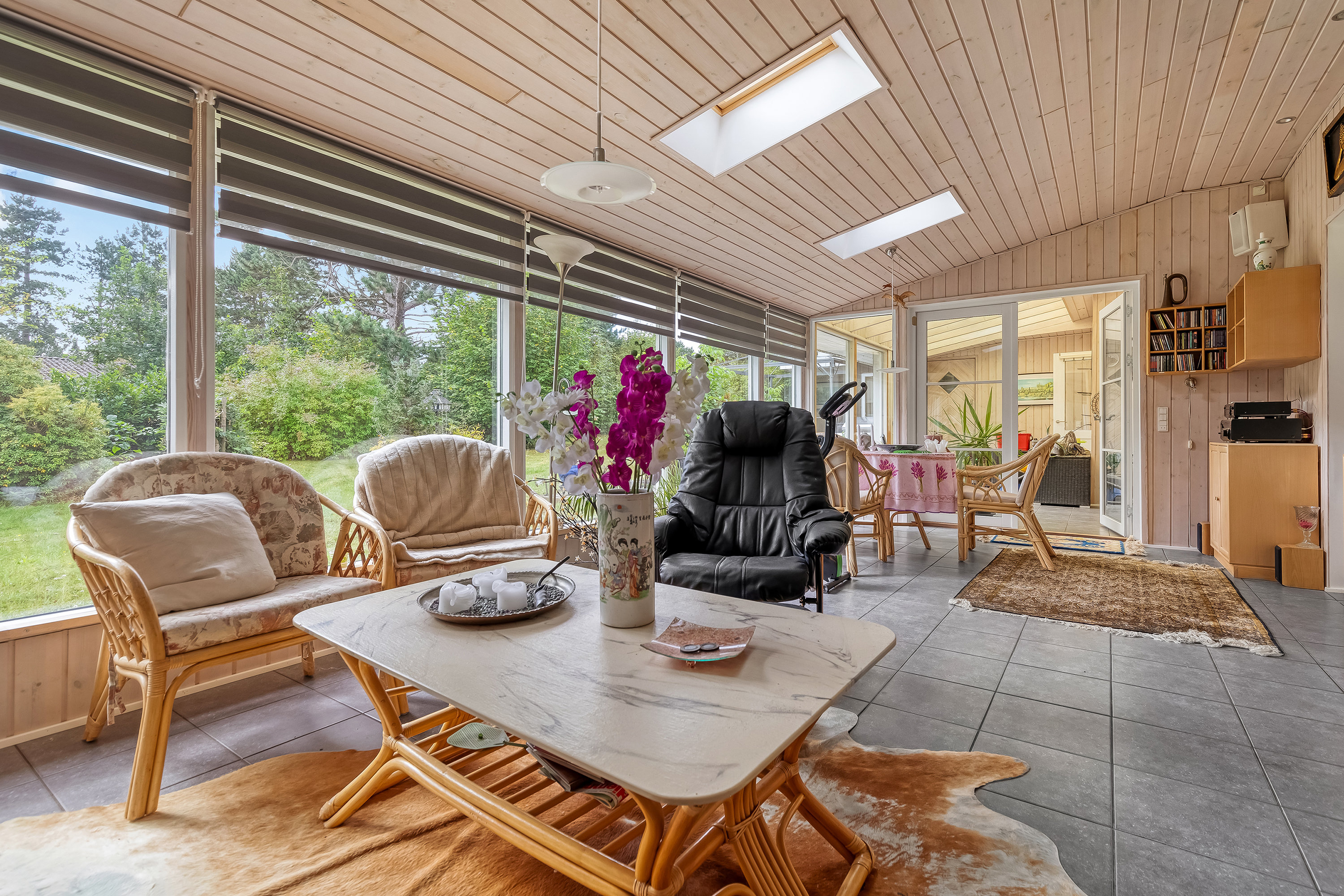 Fremhævet udestue billede i fuldskærmstilstand. Billede af Hanekammen 14, 3210 Vejby