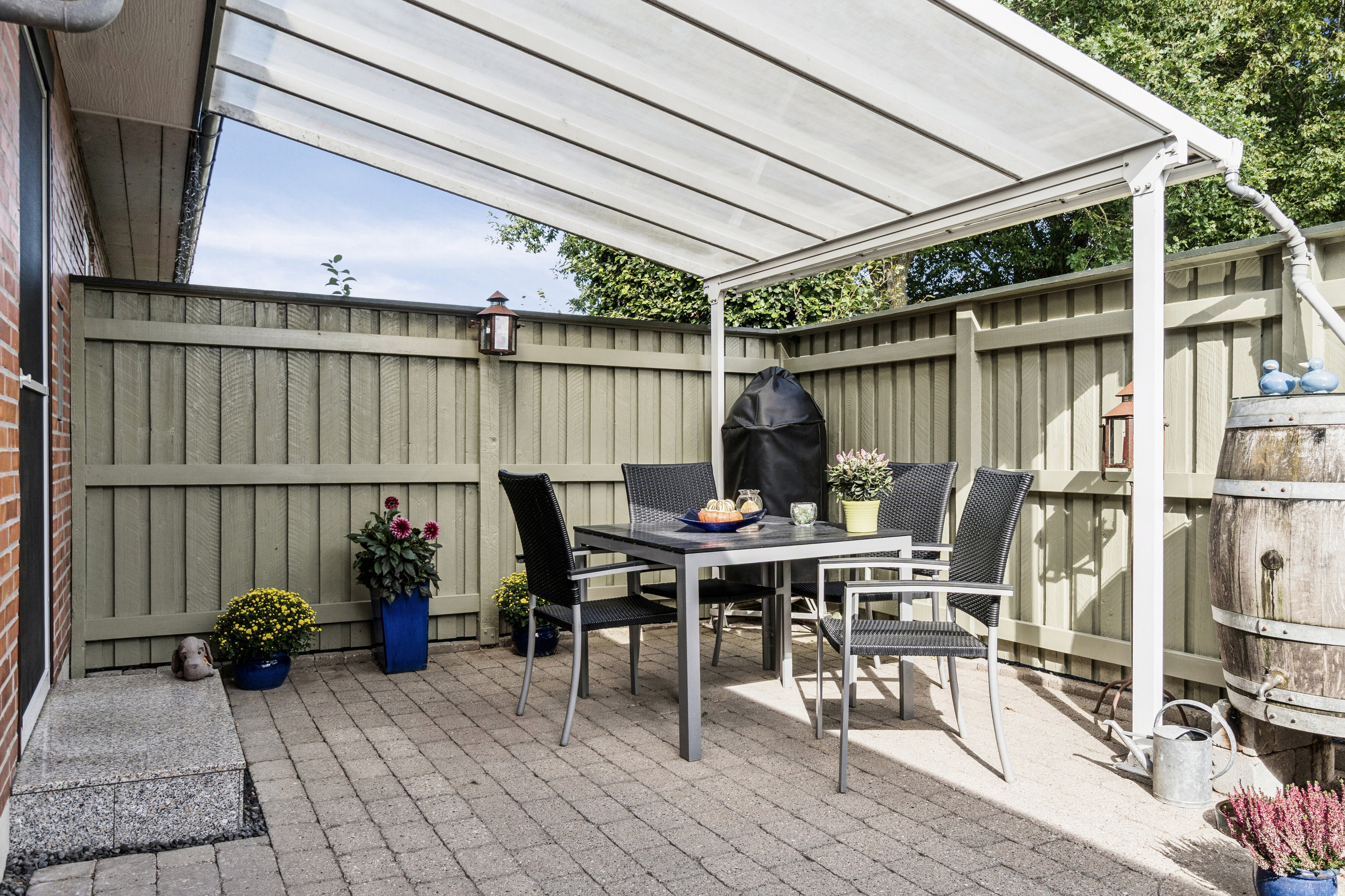 Fremhævet overdækket terrasse billede i fuldskærmstilstand. Billede af Teglværksvej 17, 4340 Tølløse