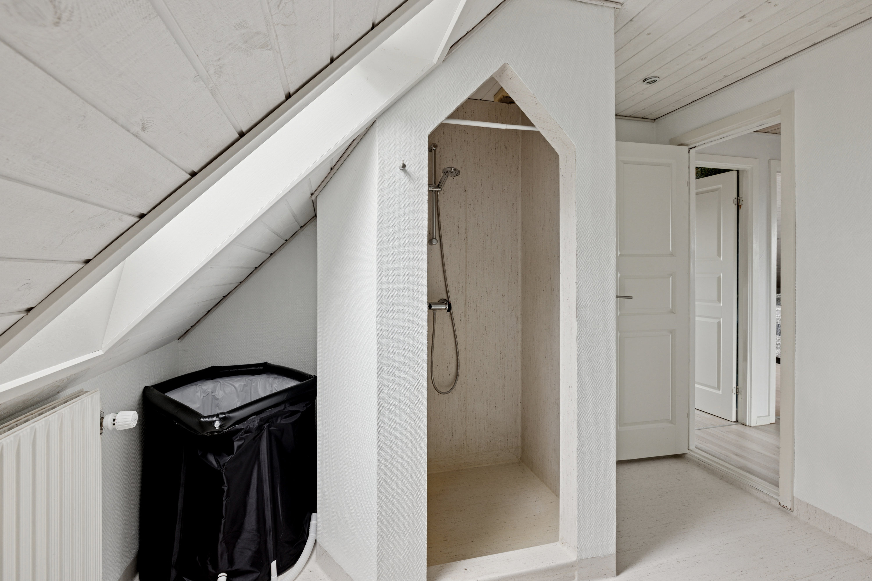 Fremhævet badeværelse billede i fuldskærmstilstand. Billede af Nr. Søbyvej 1, Grønkær, 7850 Stoholm Jyll