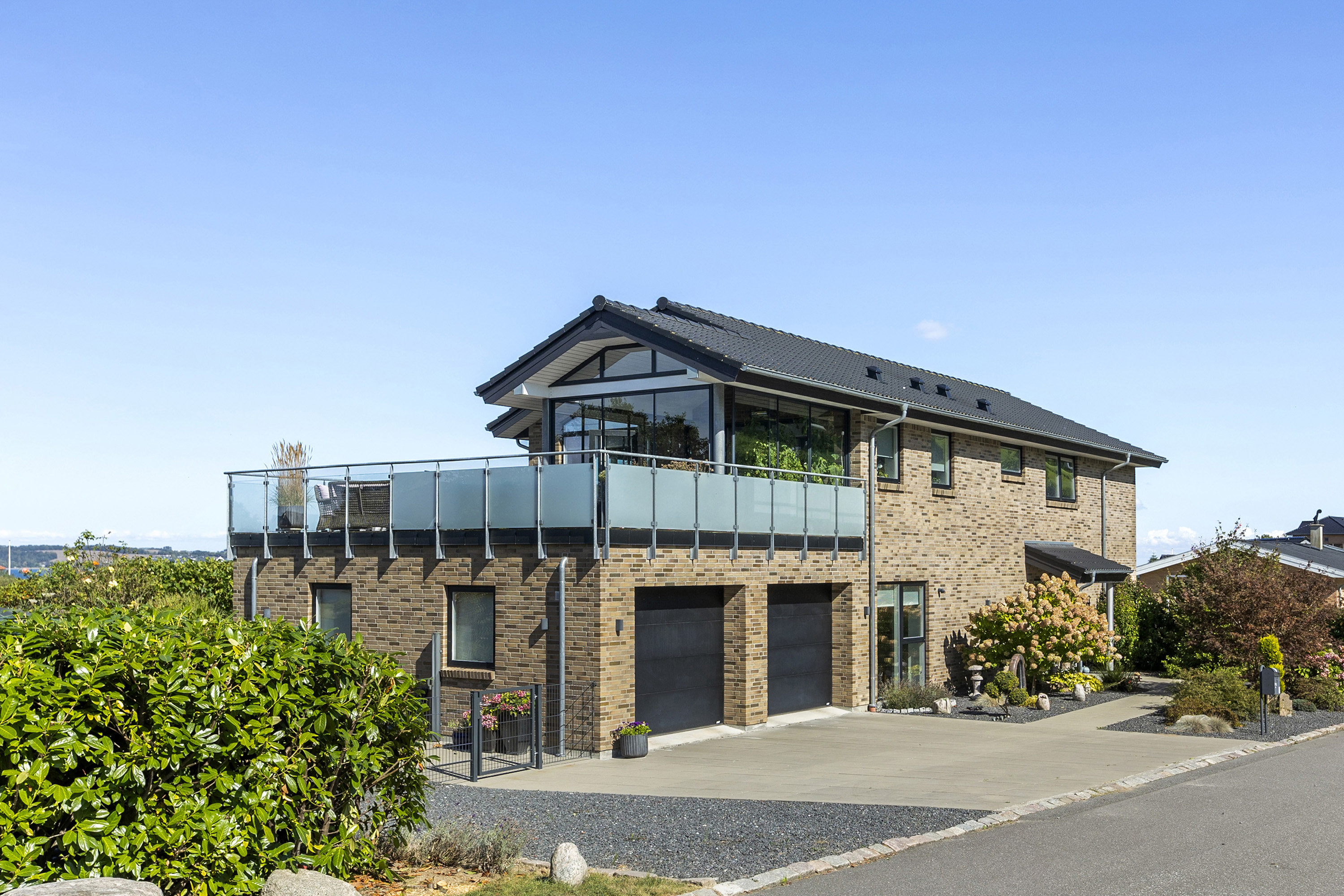 Miniaturebillede 2: ejendommen. Billede af Varnæsvej 64, 6200 Aabenraa