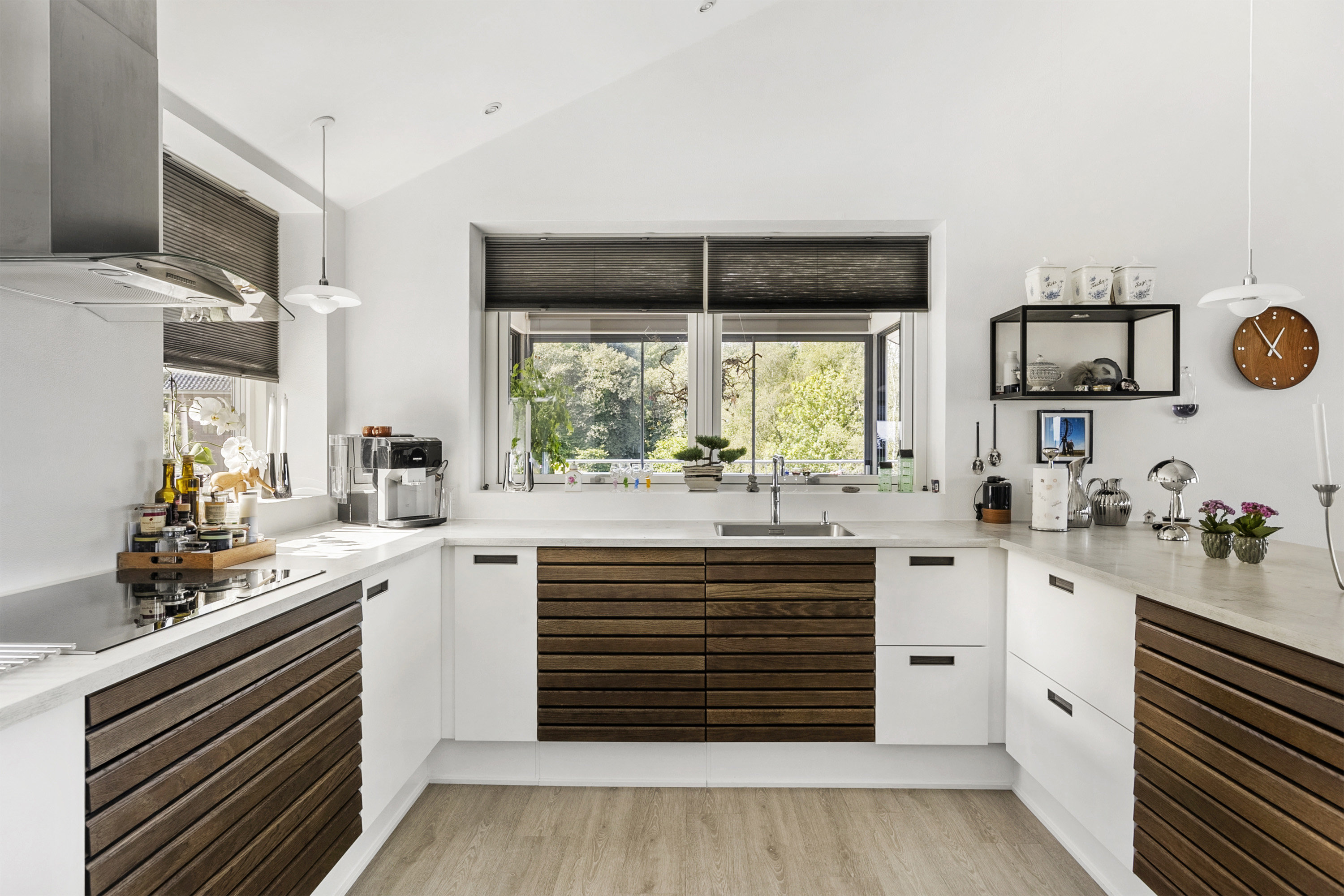 Fremhævet køkken billede i fuldskærmstilstand. Billede af Varnæsvej 64, 6200 Aabenraa