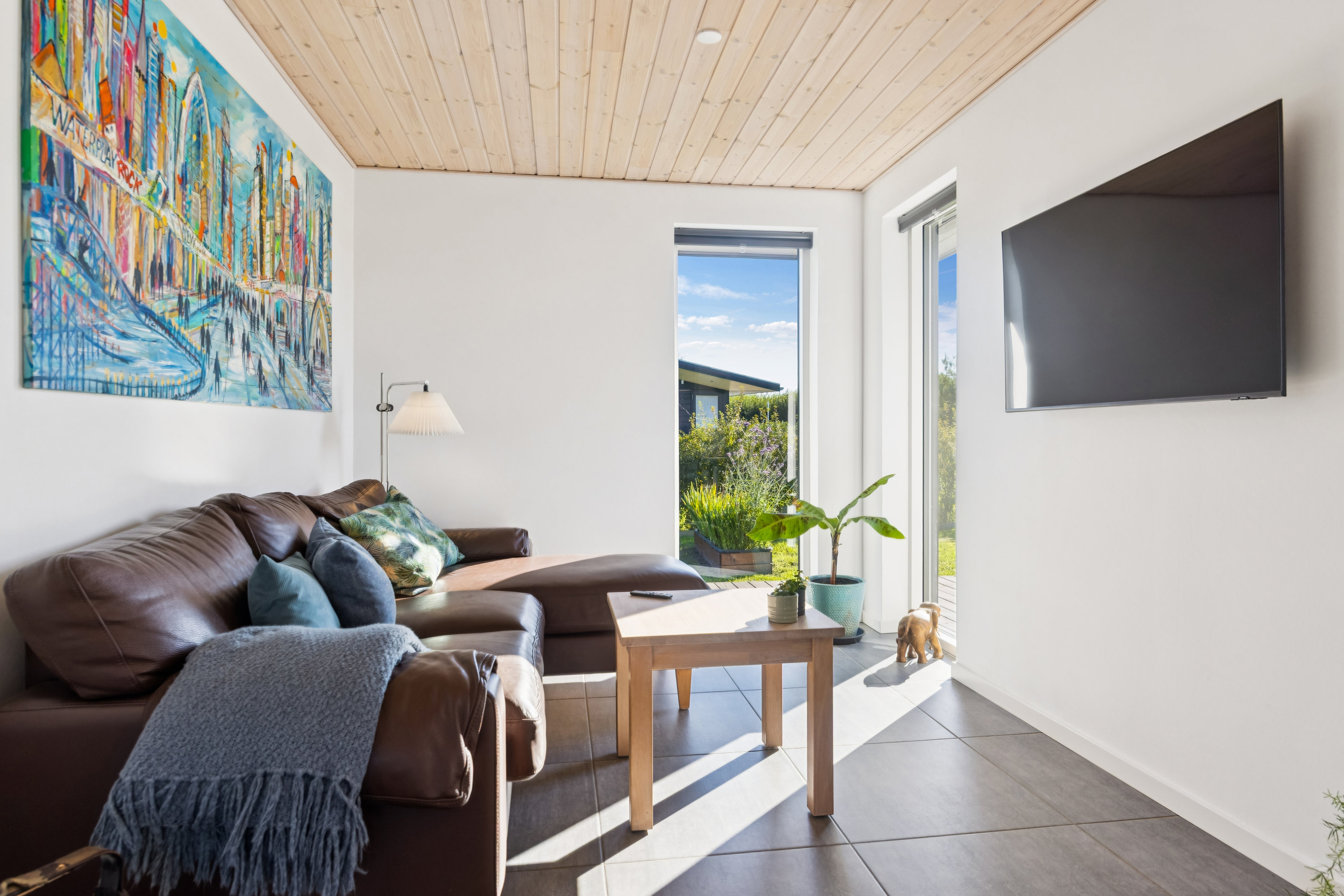 Fremhævet værelse billede i fuldskærmstilstand. Billede af Rødkløvervej 17, Hou, 9370 Hals