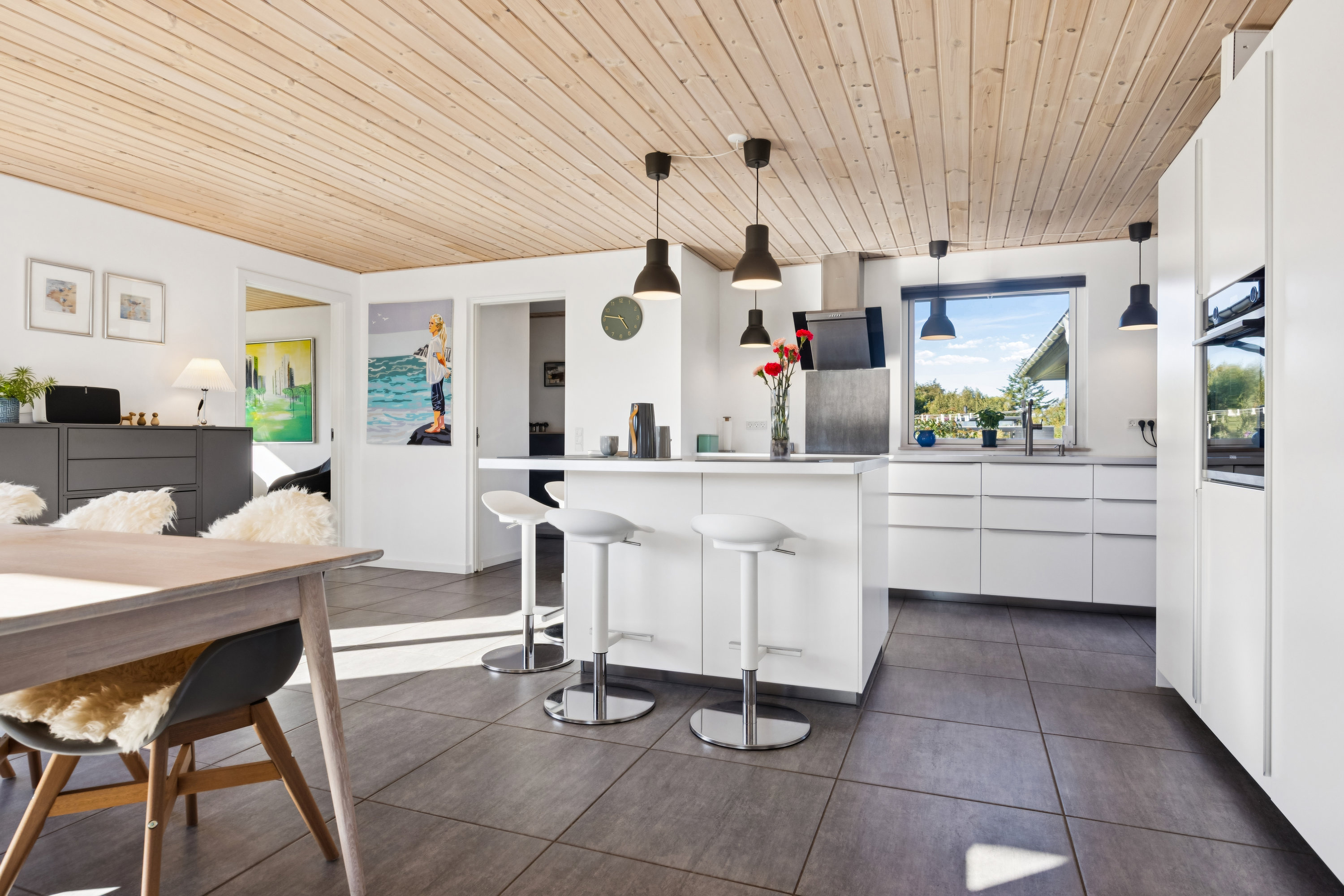 Fremhævet køkken billede i fuldskærmstilstand. Billede af Rødkløvervej 17, Hou, 9370 Hals