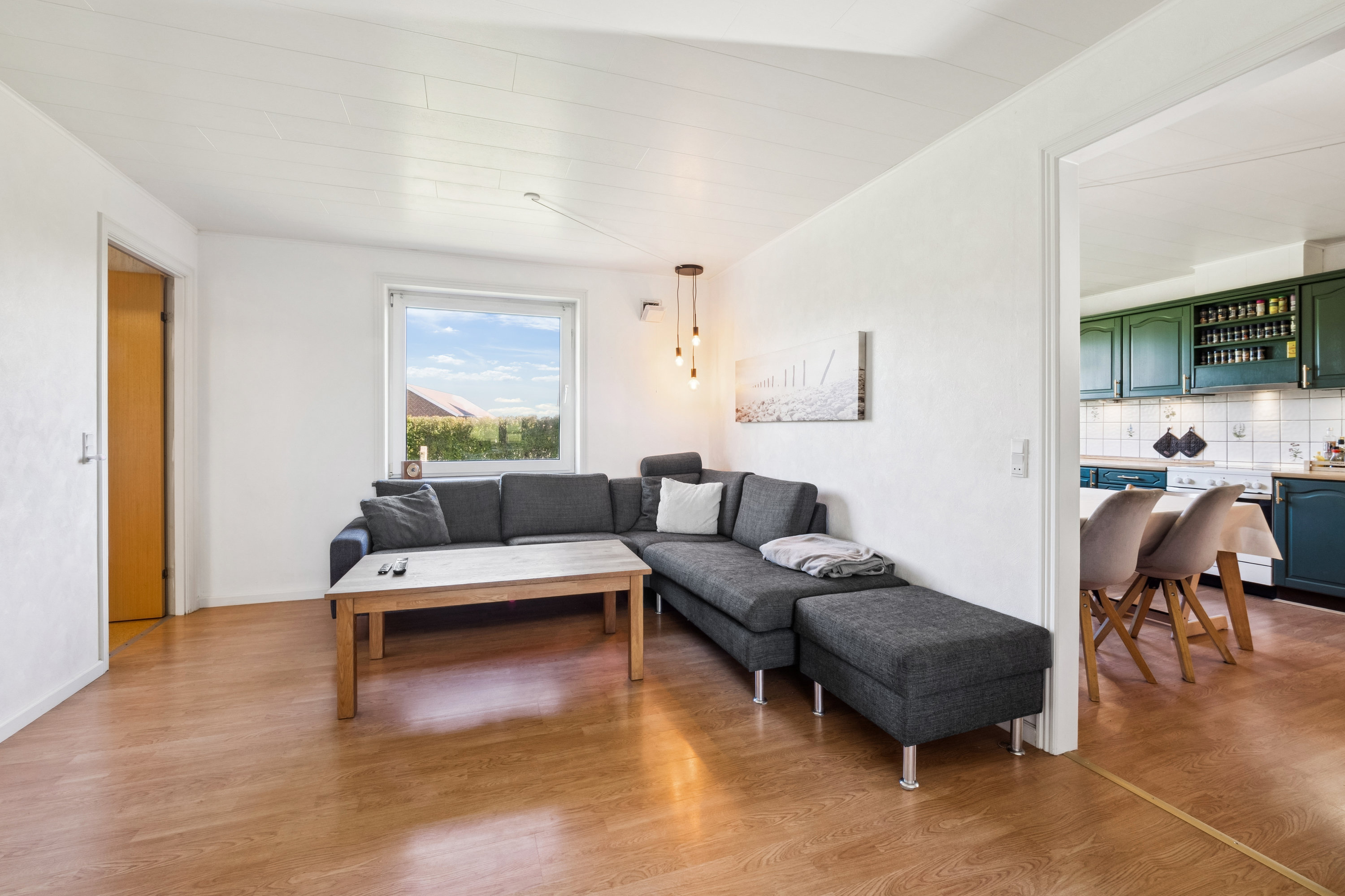 Fremhævet stue billede i fuldskærmstilstand. Billede af Næssundvej 389, Karby, 7960 Karby