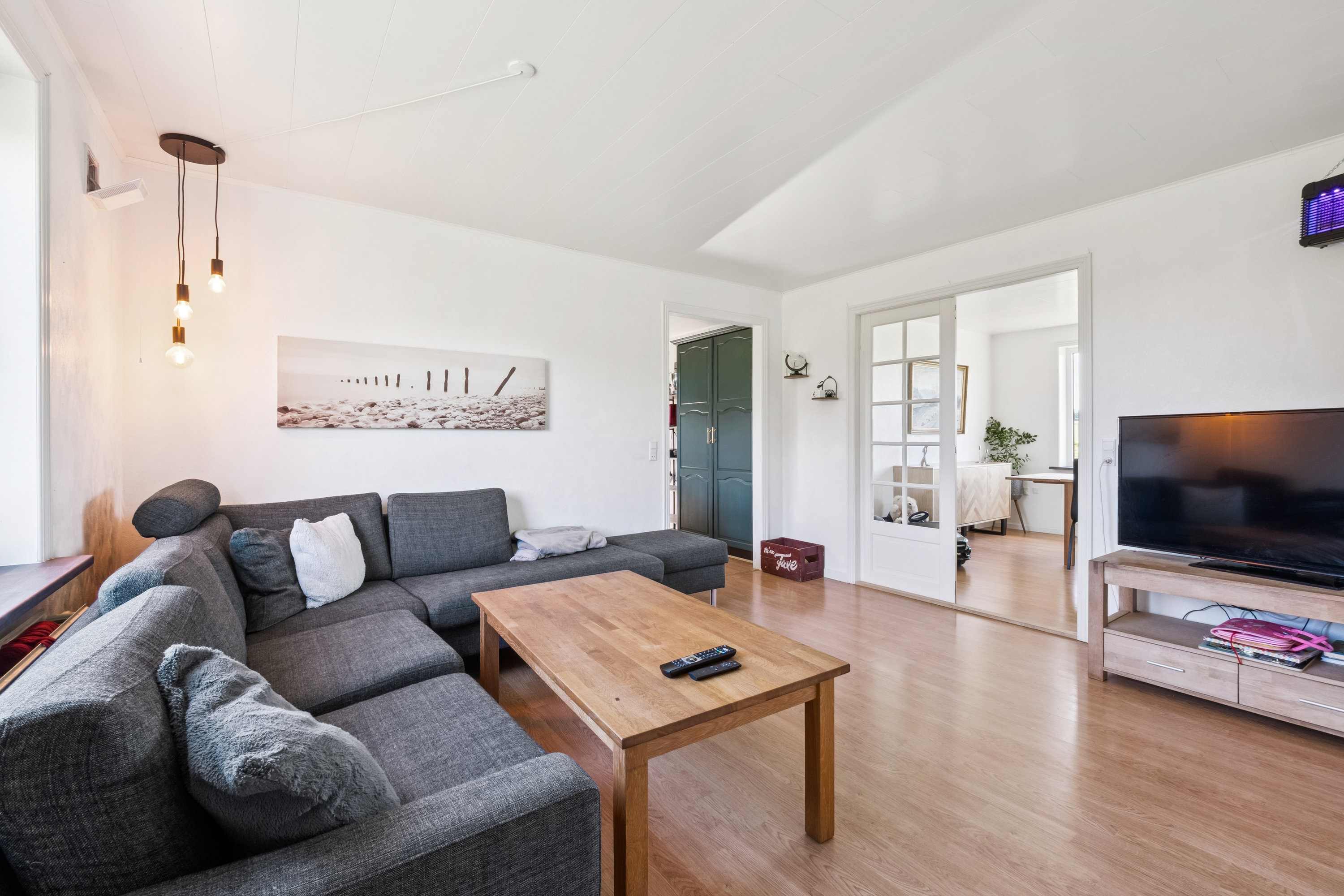 Fremhævet stue billede i fuldskærmstilstand. Billede af Næssundvej 389, Karby, 7960 Karby