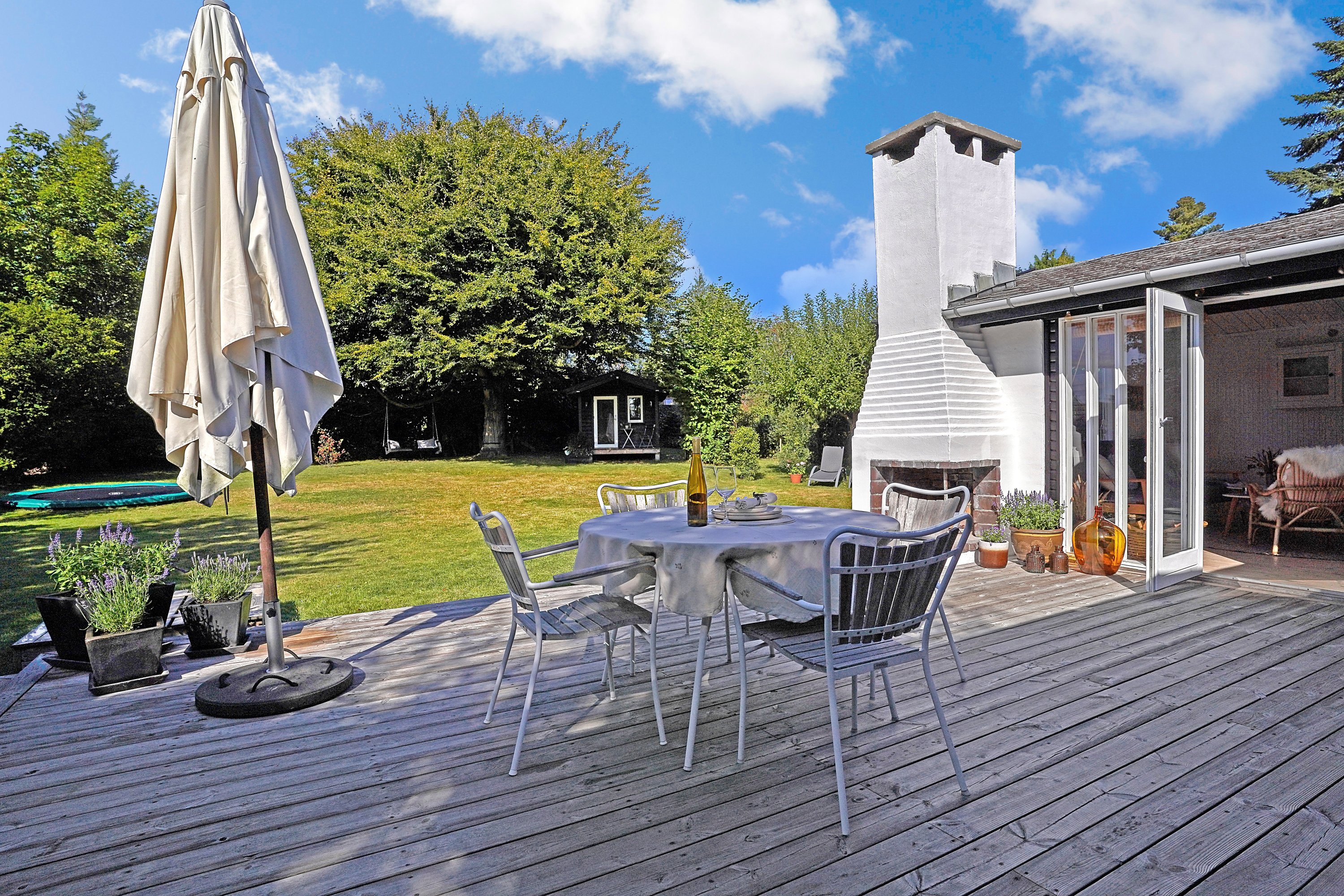 Miniaturebillede 2: terrasse. Billede af Uglevej 3, 3120 Dronningmølle