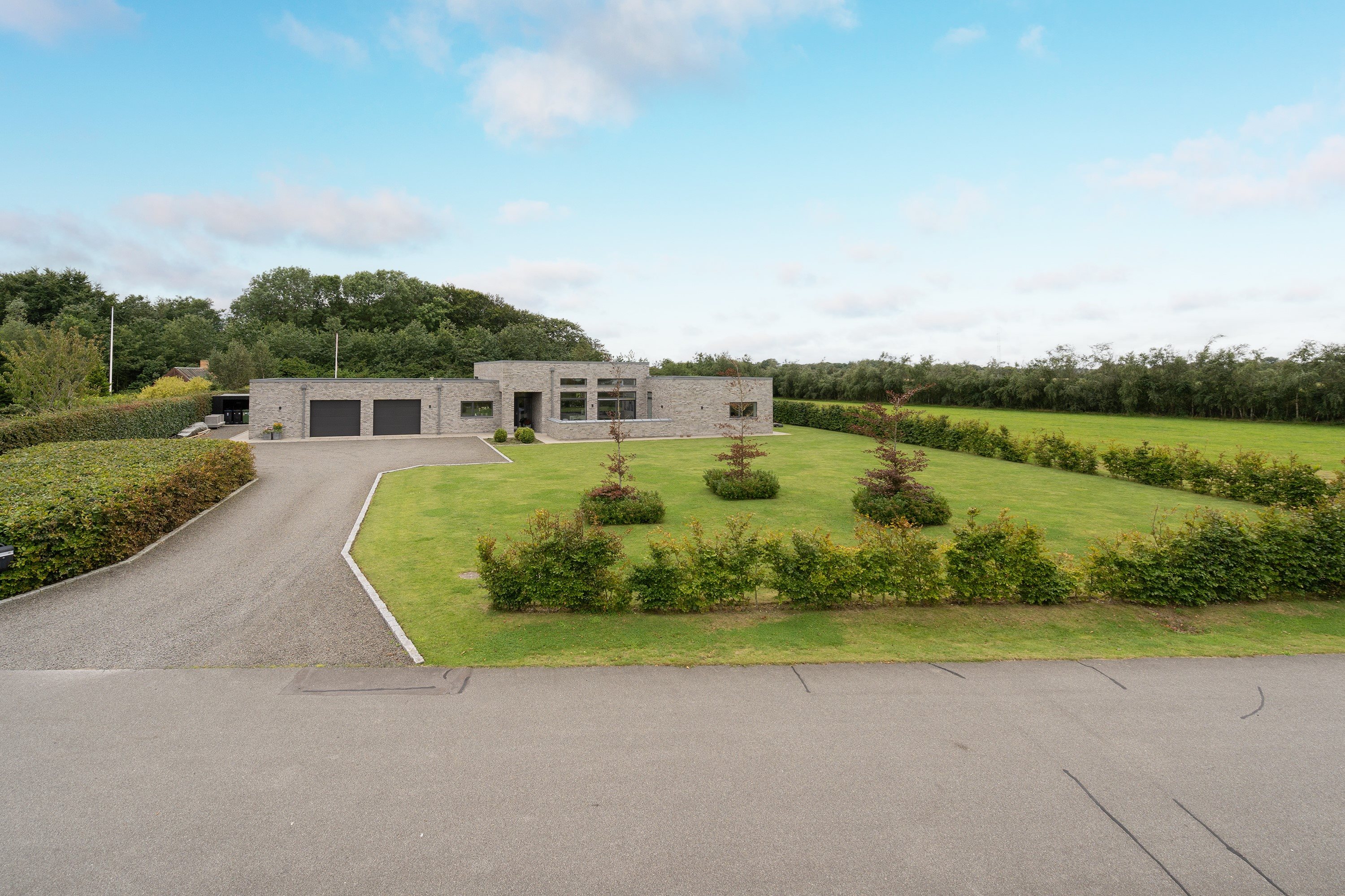 Fremhævet ejendommen billede i fuldskærmstilstand. Billede af Bjerget 25, 6800 Varde