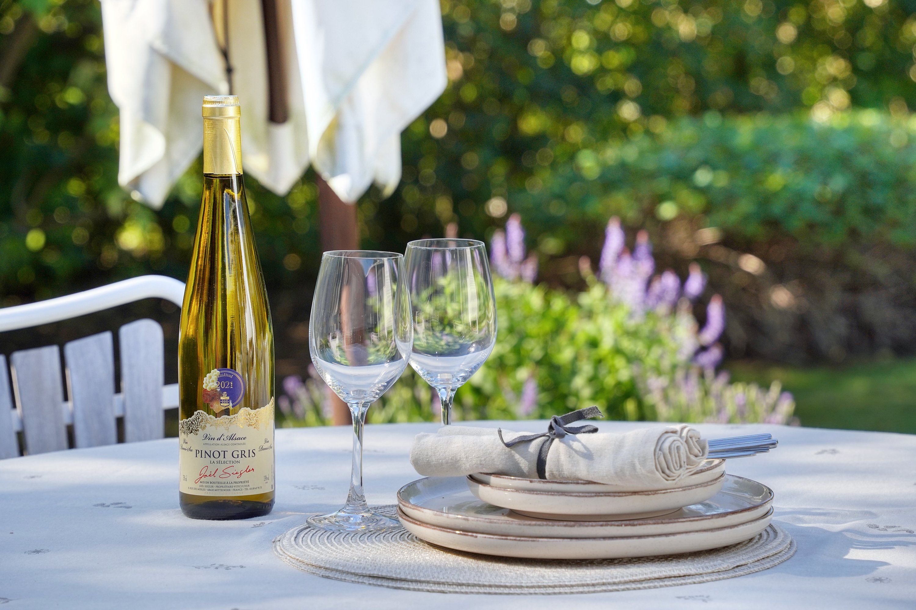 Fremhævet terrasse billede i fuldskærmstilstand. Billede af Uglevej 3, 3120 Dronningmølle