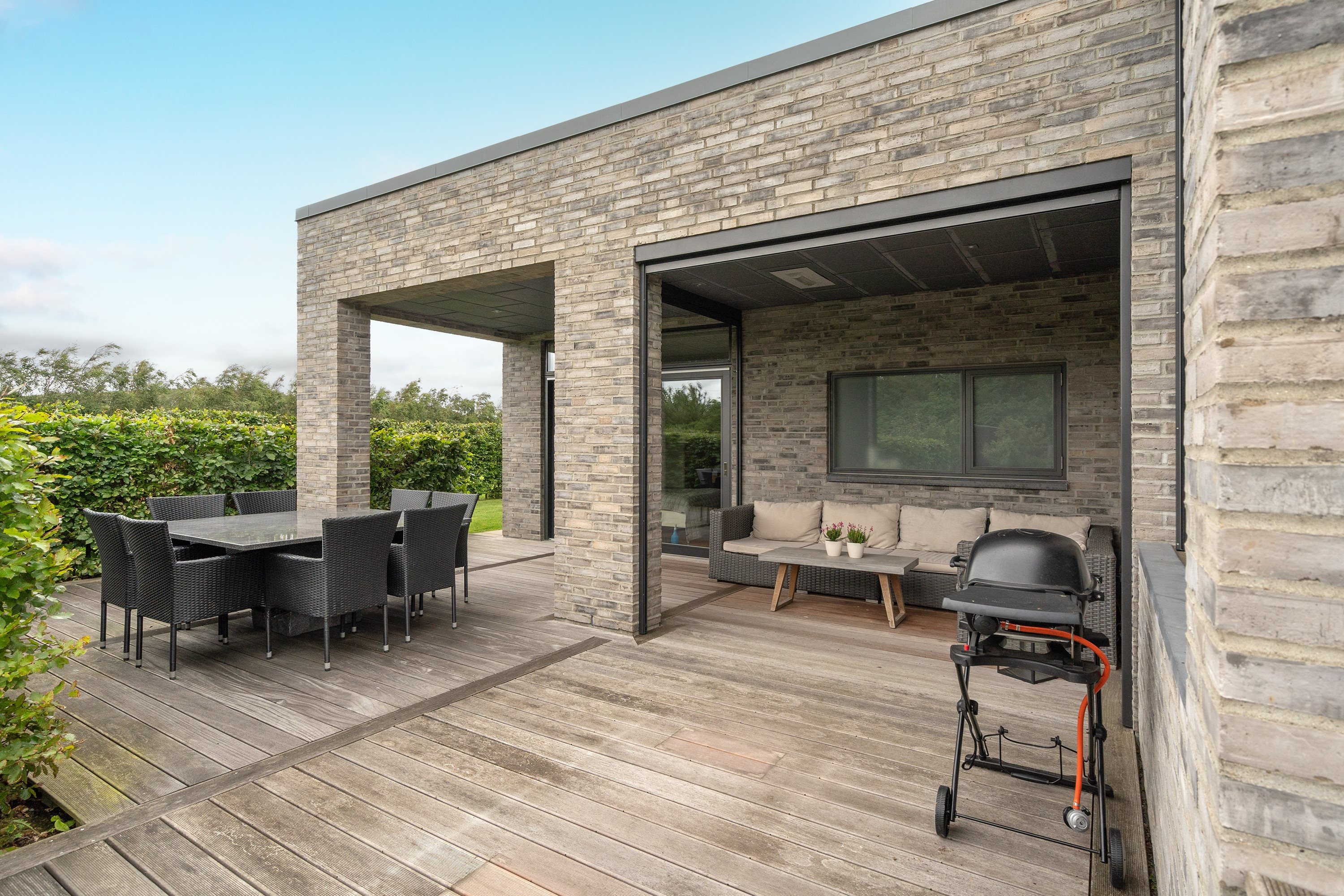 Fremhævet terrasse billede i fuldskærmstilstand. Billede af Bjerget 25, 6800 Varde