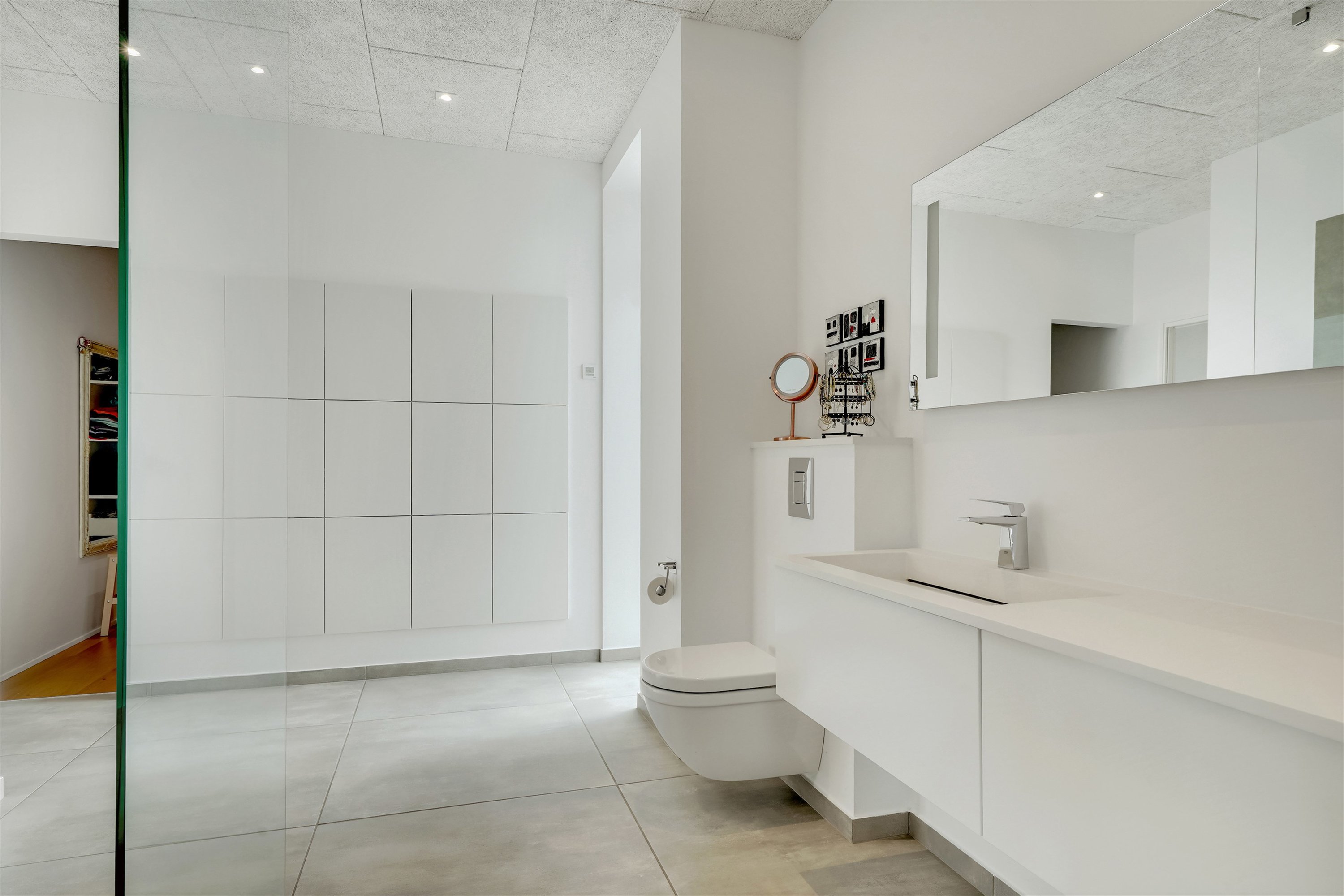 Fremhævet badeværelse billede i fuldskærmstilstand. Billede af Bjerget 25, 6800 Varde