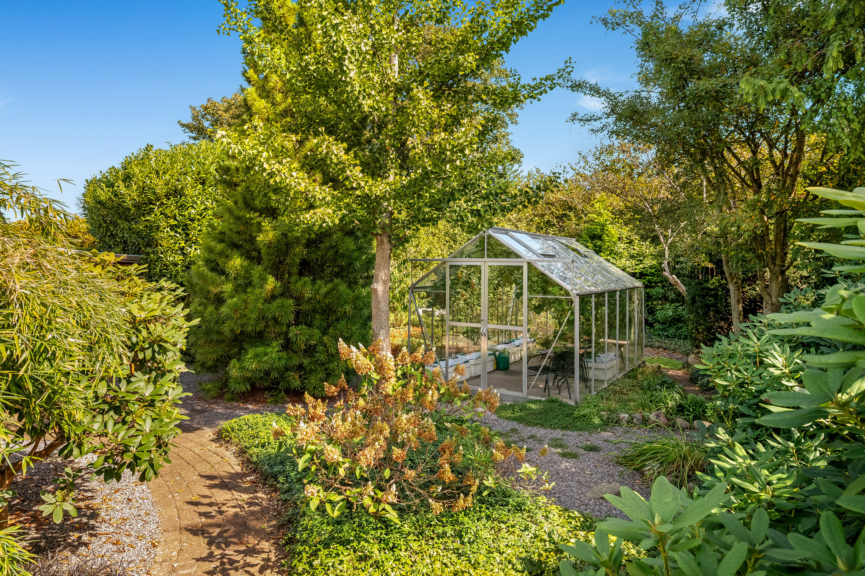 Fremhævet facade billede i fuldskærmstilstand. Billede af Engvej 6, 6240 Løgumkloster