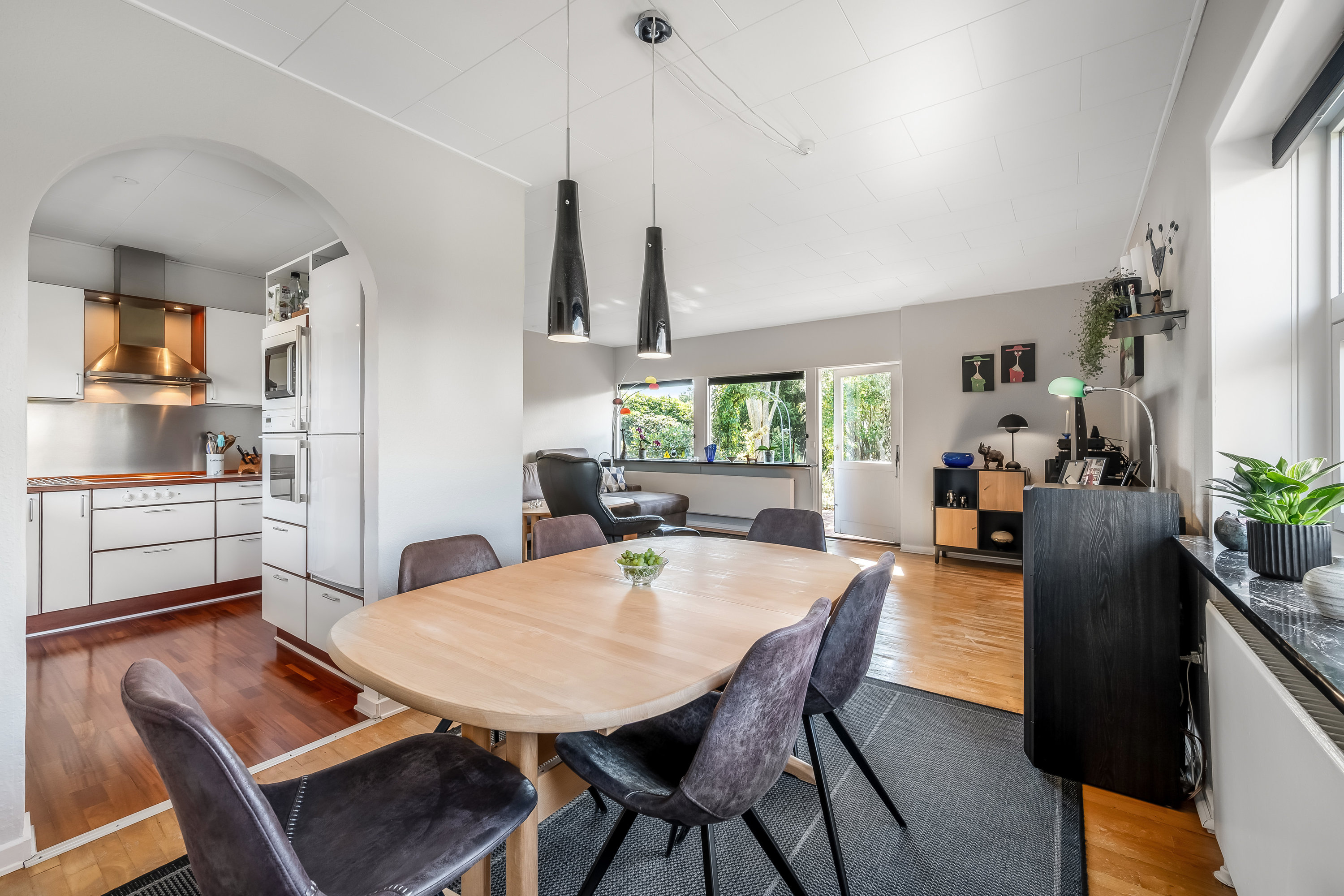 Fremhævet stue billede i fuldskærmstilstand. Billede af Engvej 6, 6240 Løgumkloster