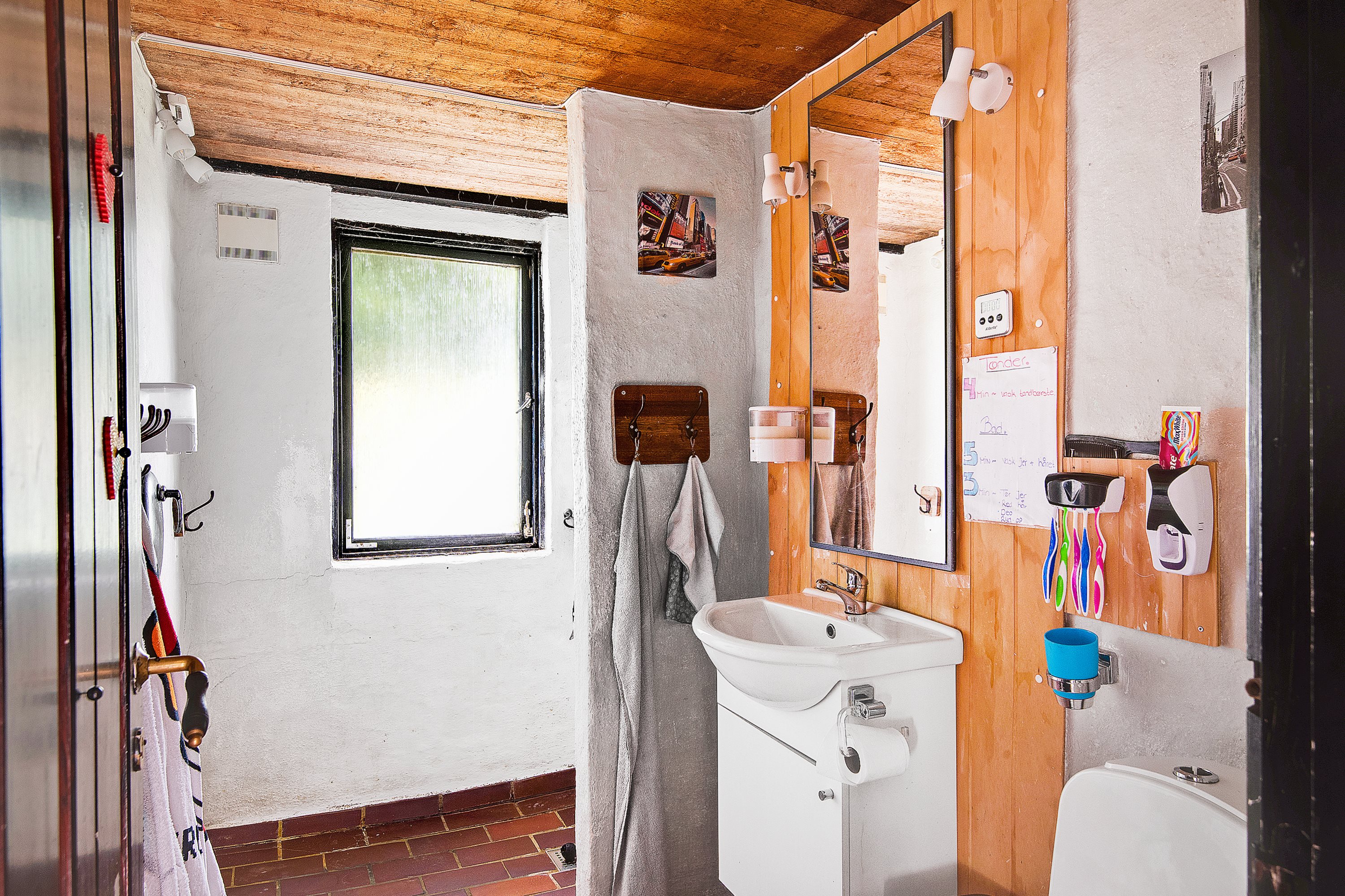 Fremhævet badeværelse billede i fuldskærmstilstand. Billede af Thinggyden 28, 5631 Ebberup