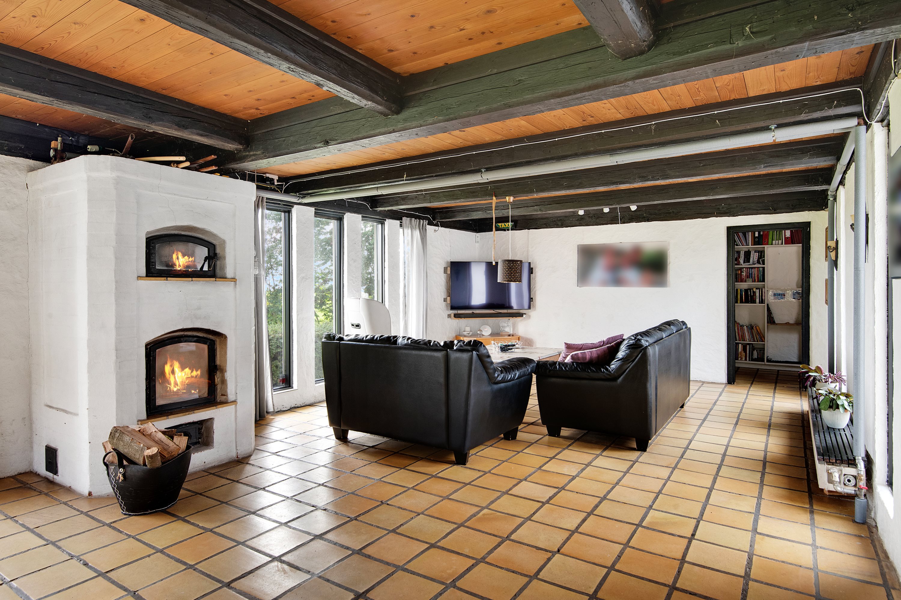 Fremhævet stue billede i fuldskærmstilstand. Billede af Thinggyden 28, 5631 Ebberup