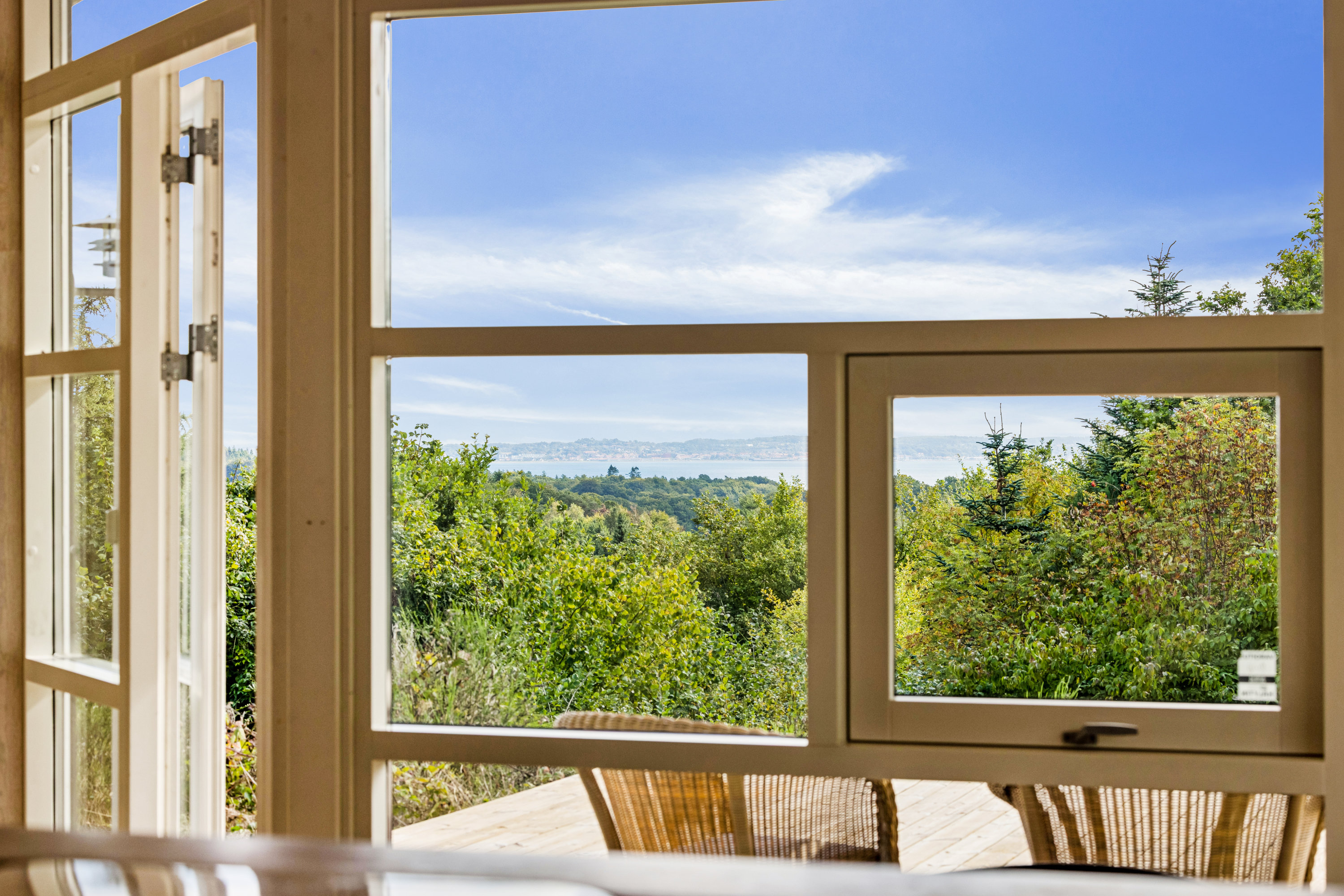 Fremhævet udsigt billede i fuldskærmstilstand. Billede af Pindvej 11, Femmøller Bakker, 8400 Ebeltoft