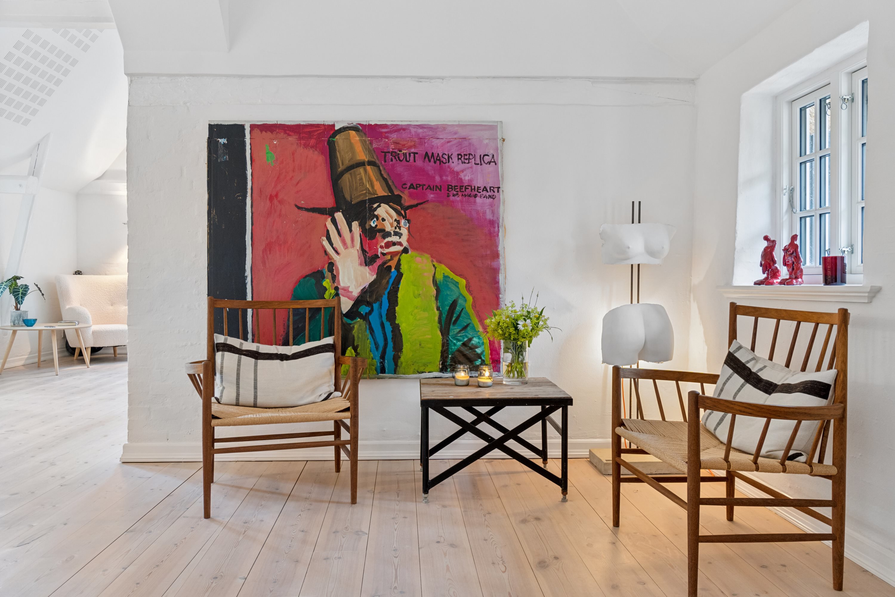 Fremhævet stue billede i fuldskærmstilstand. Billede af Skovballevej 94, Tåsinge, 5700 Svendborg