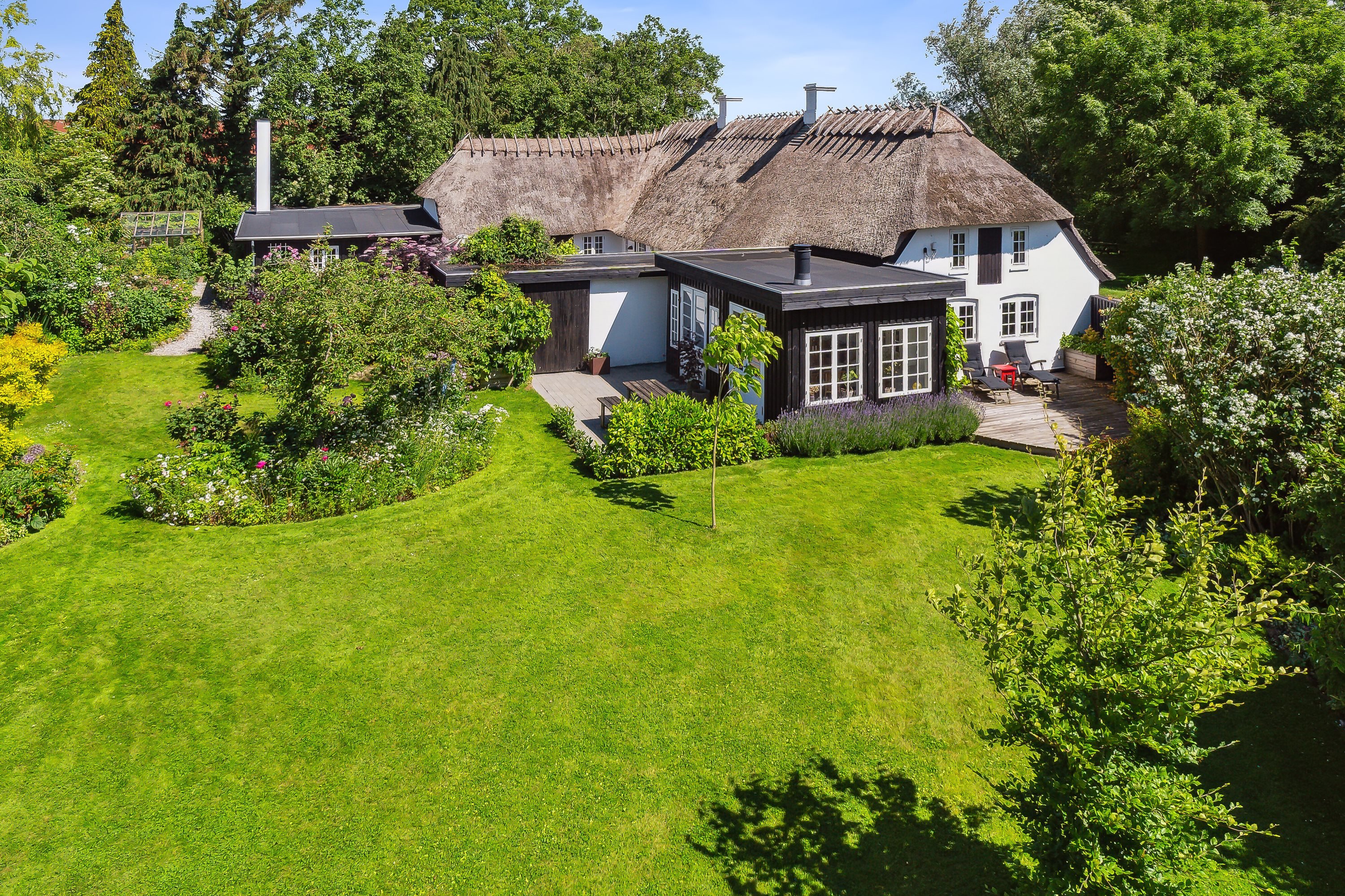 Fremhævet set fra haven billede i fuldskærmstilstand. Billede af Skovballevej 94, Tåsinge, 5700 Svendborg