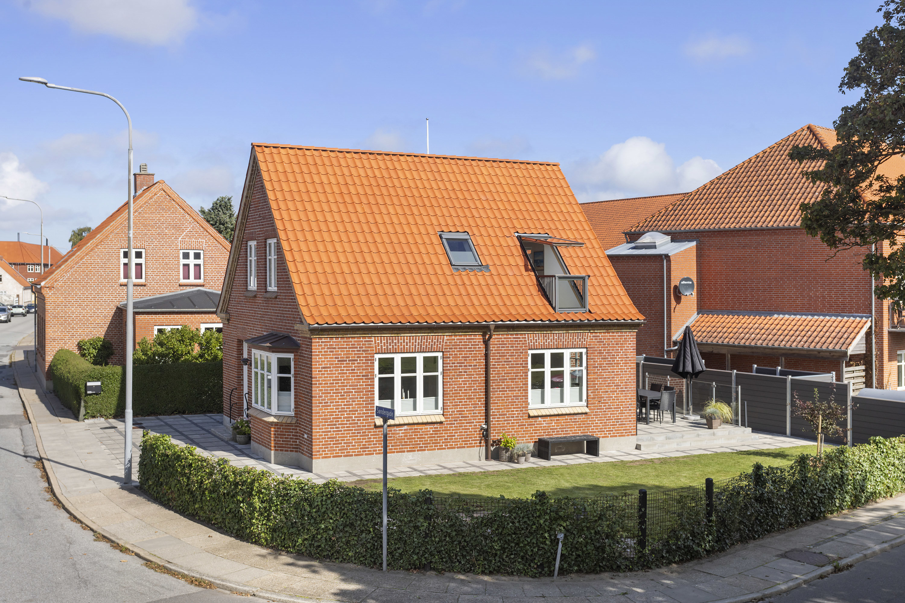 Fremhævet facade billede i fuldskærmstilstand. Billede af Søndergade 39, 9300 Sæby