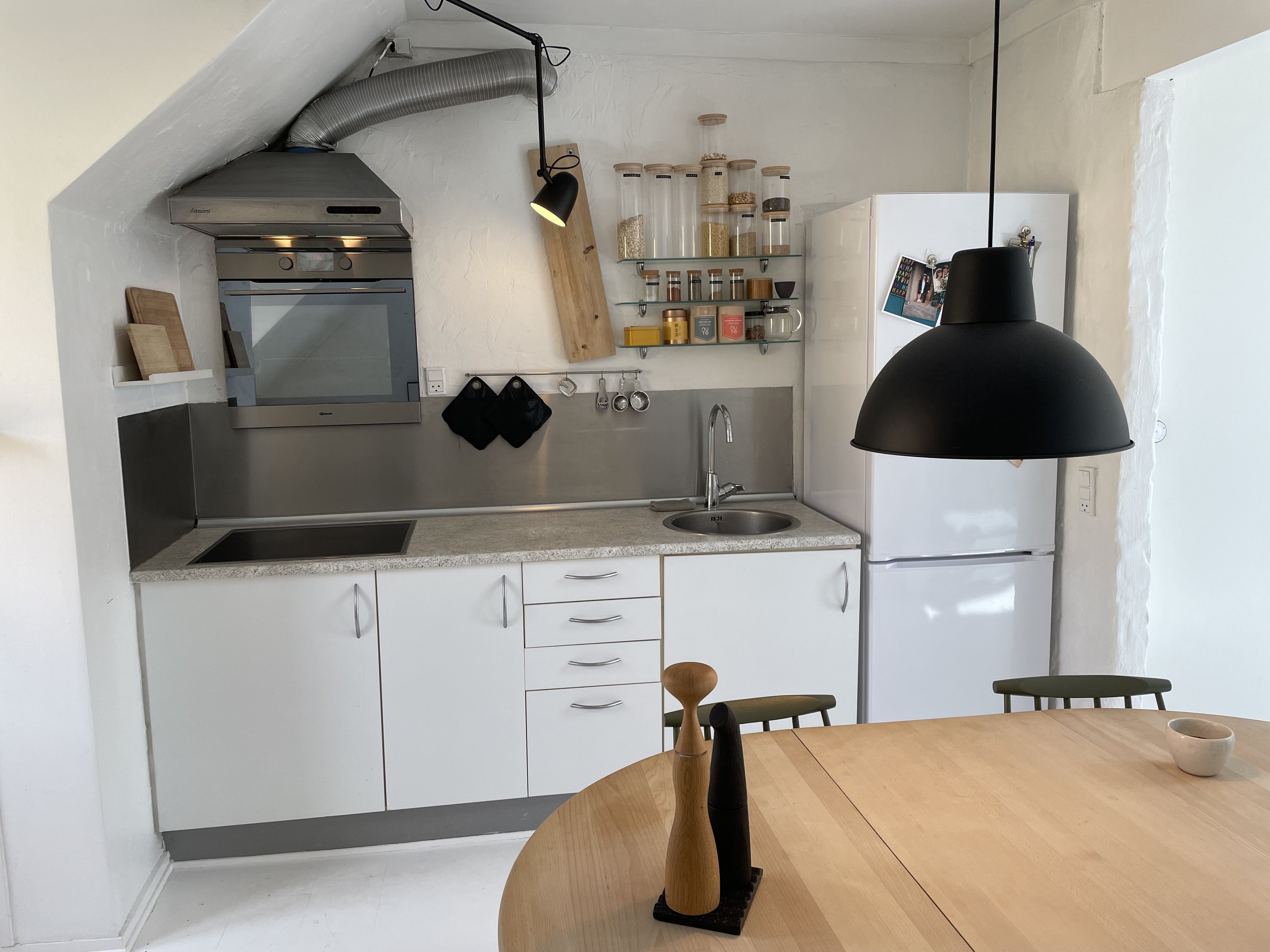 Miniaturebillede 1: køkken-alrum. Billede af Kayerødsgade 9, 2. th., 9000 Aalborg