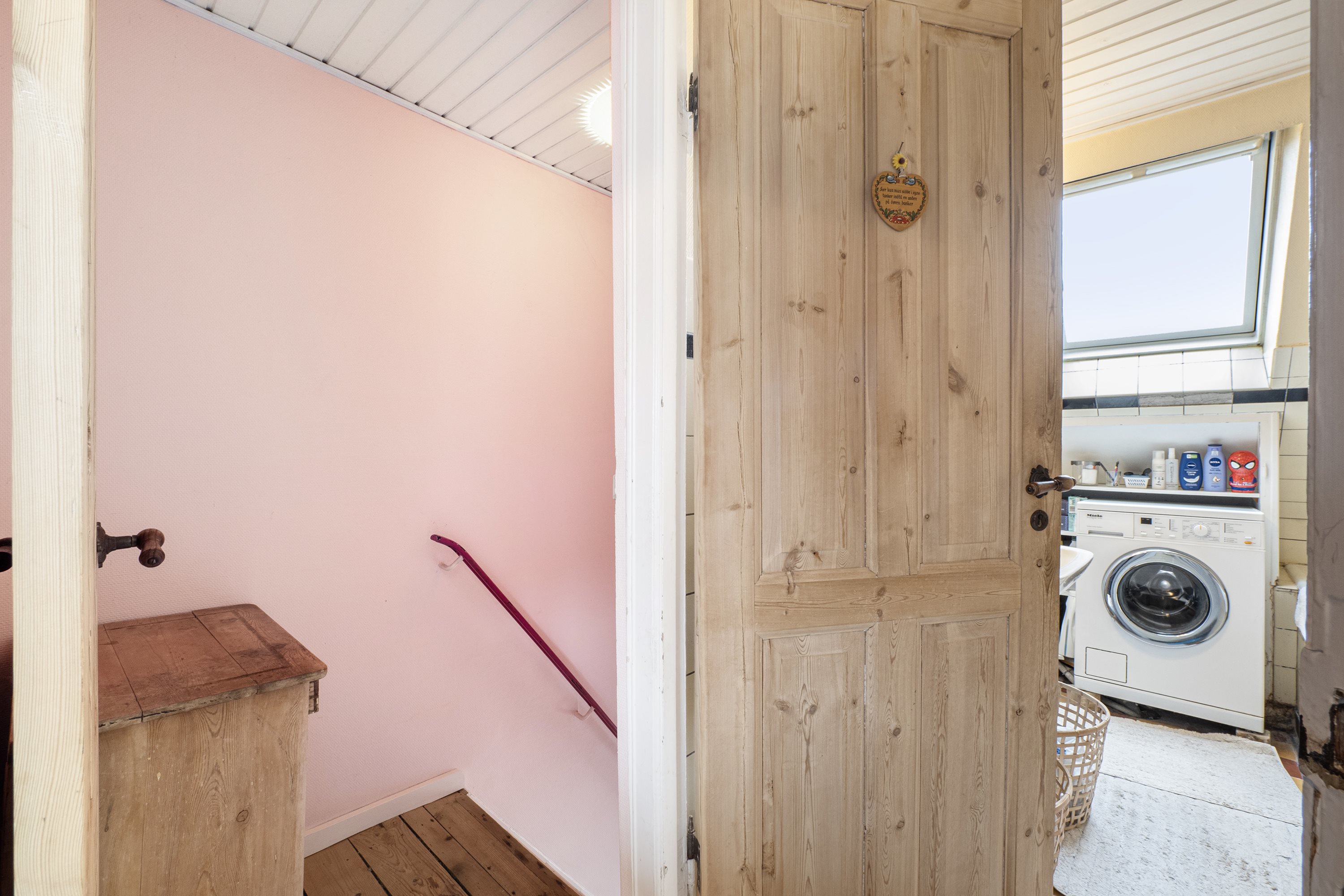 Fremhævet kældertrappe billede i fuldskærmstilstand. Billede af Møllevej 5, 7700 Thisted