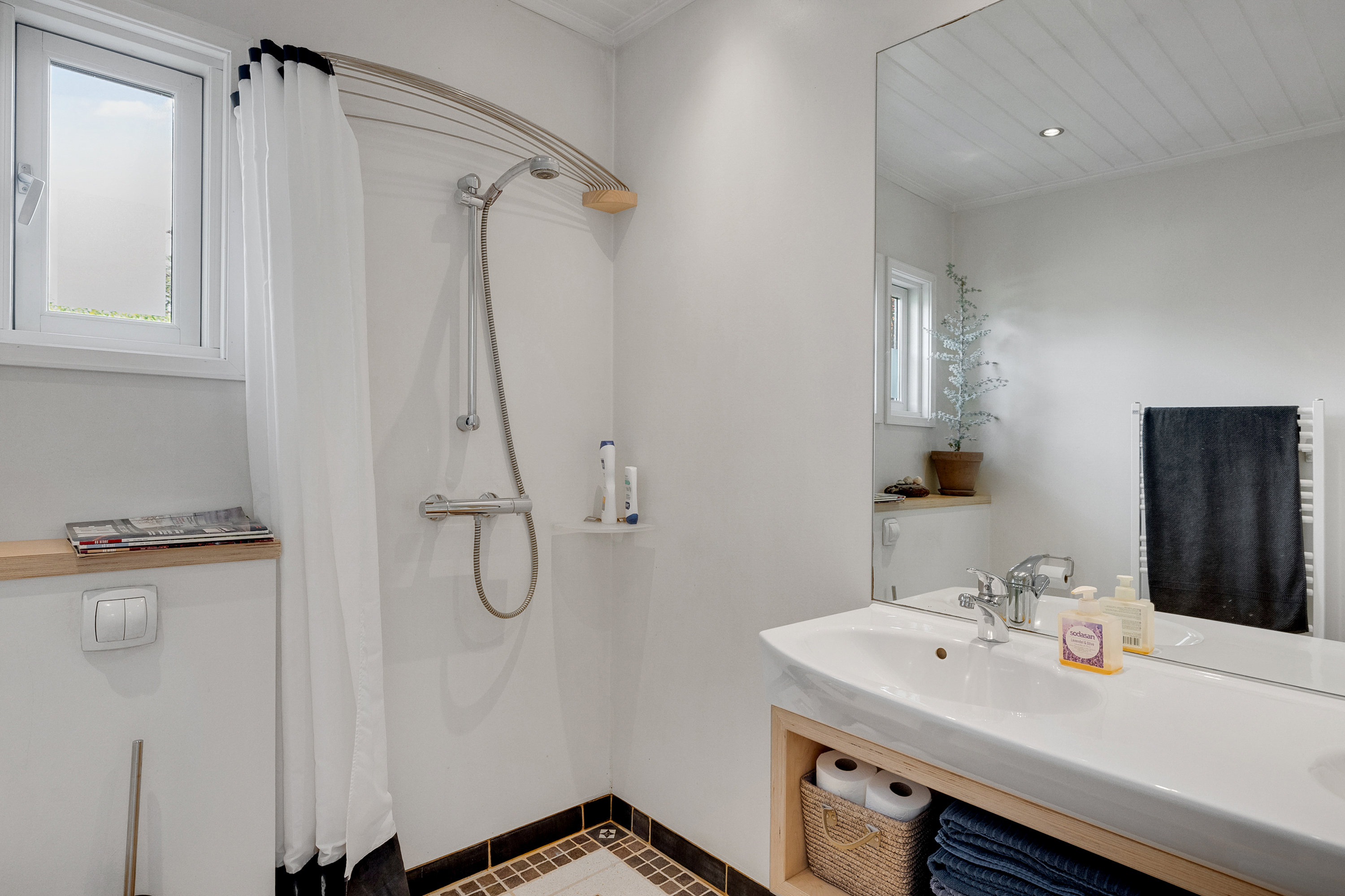 Fremhævet  billede i fuldskærmstilstand. Billede af Årsdalevej 1, 8210 Aarhus V