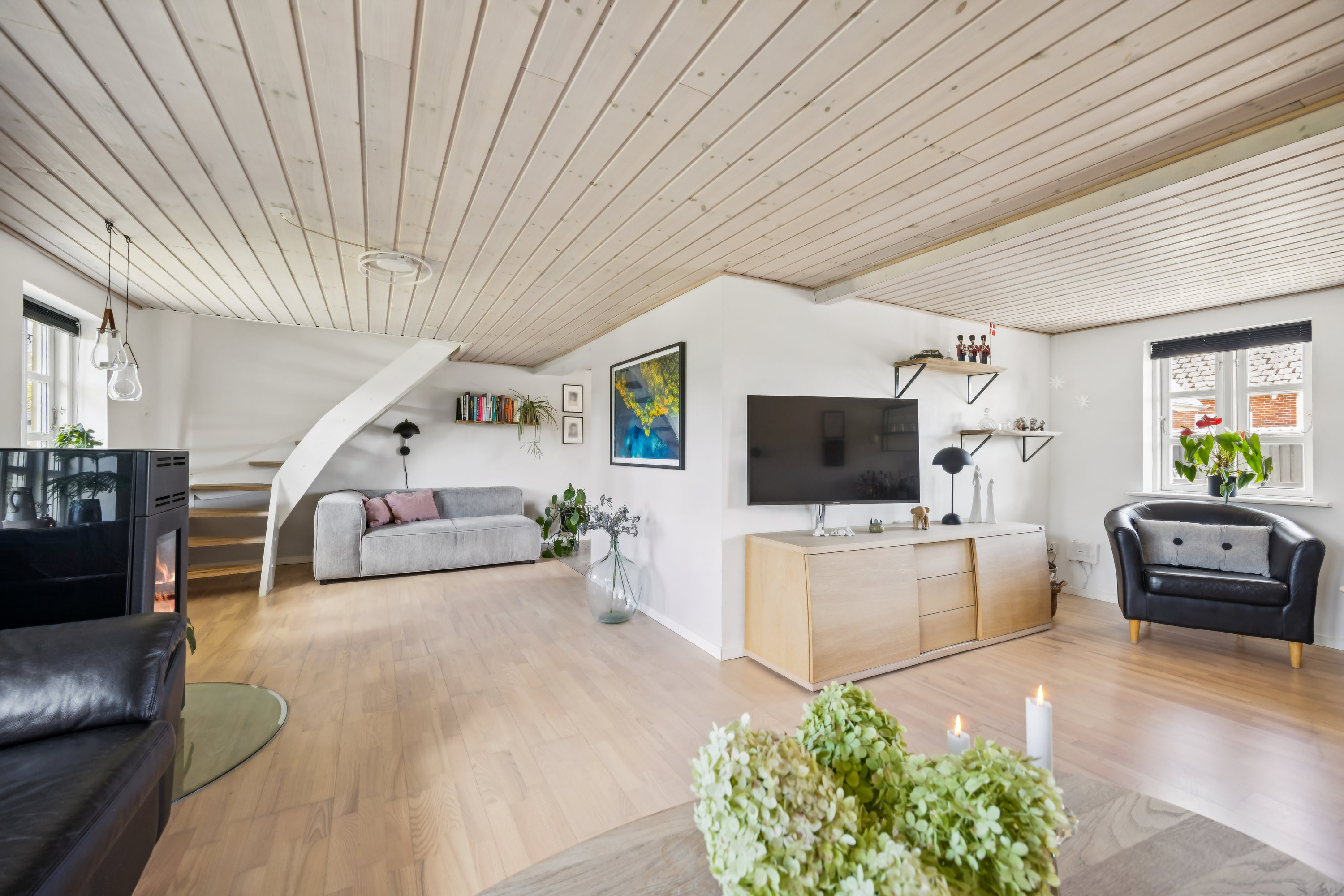 Fremhævet stue billede i fuldskærmstilstand. Billede af Blåkildevej 25, 9510 Arden