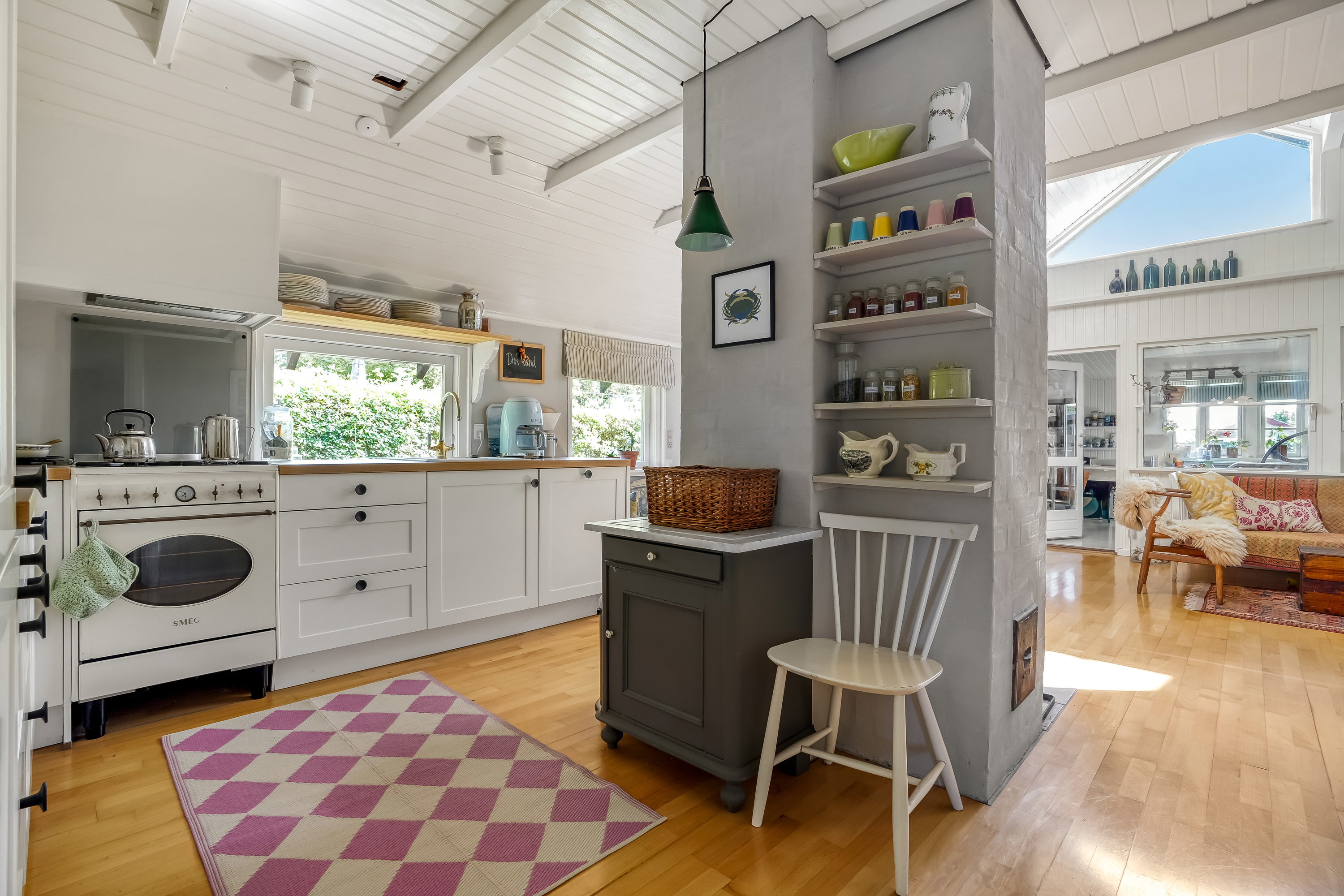 Fremhævet køkken billede i fuldskærmstilstand. Billede af Ø.Strandløkkevej 3, 5300 Kerteminde