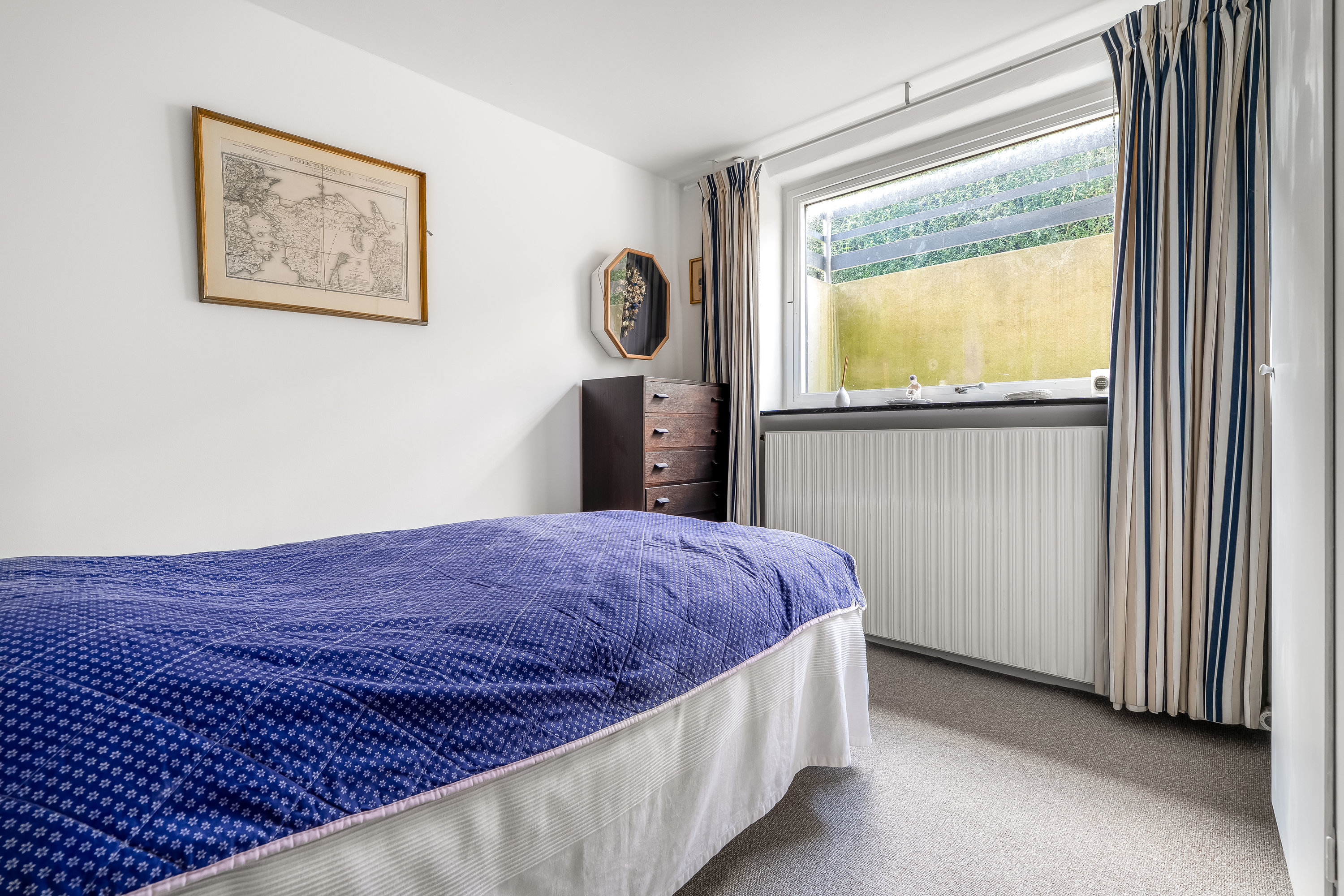 Fremhævet soveværelse billede i fuldskærmstilstand. Billede af Digemestervej 3, 3400 Hillerød