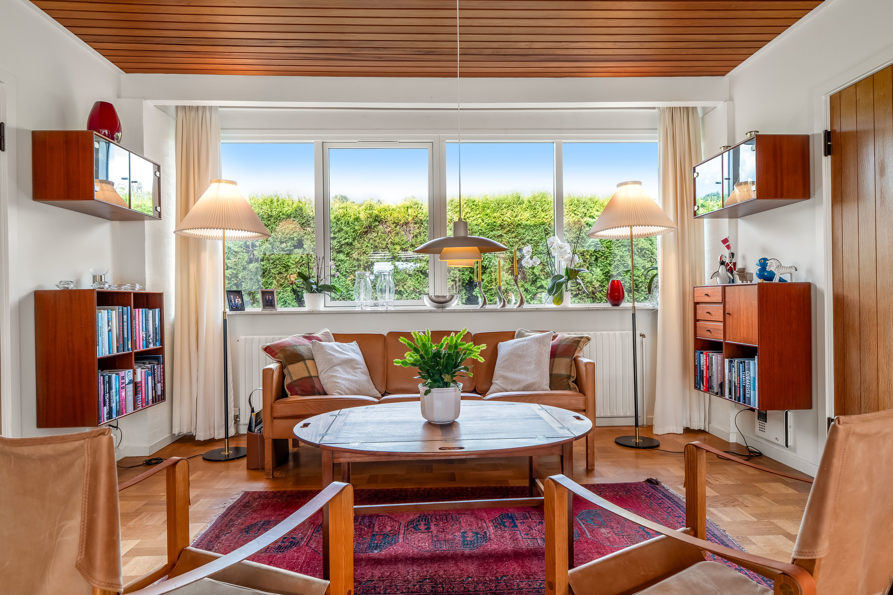 Fremhævet stue billede i fuldskærmstilstand. Billede af Digemestervej 3, 3400 Hillerød